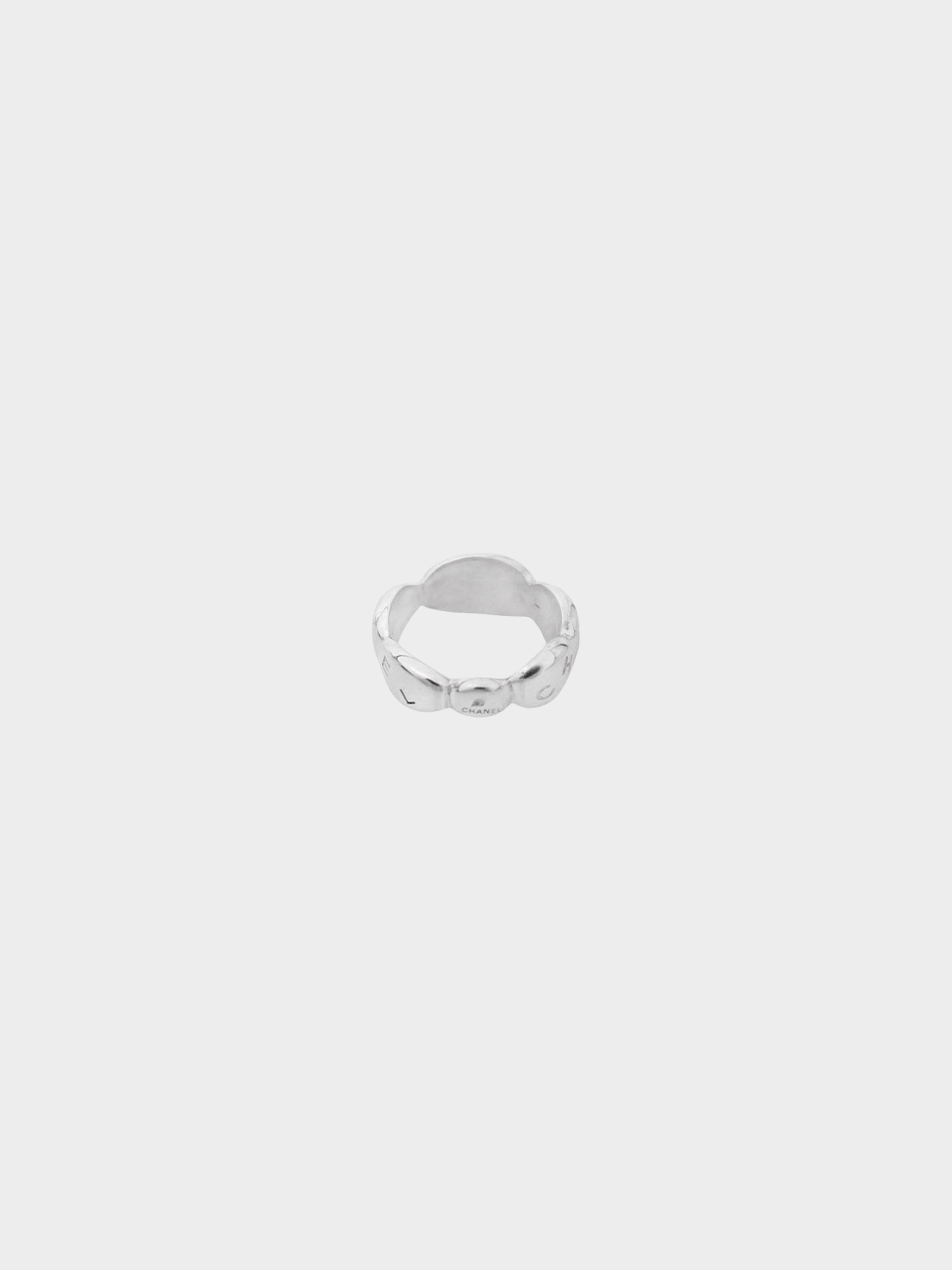 Chanel 1990s Silver Camellia Radis Logo Ring