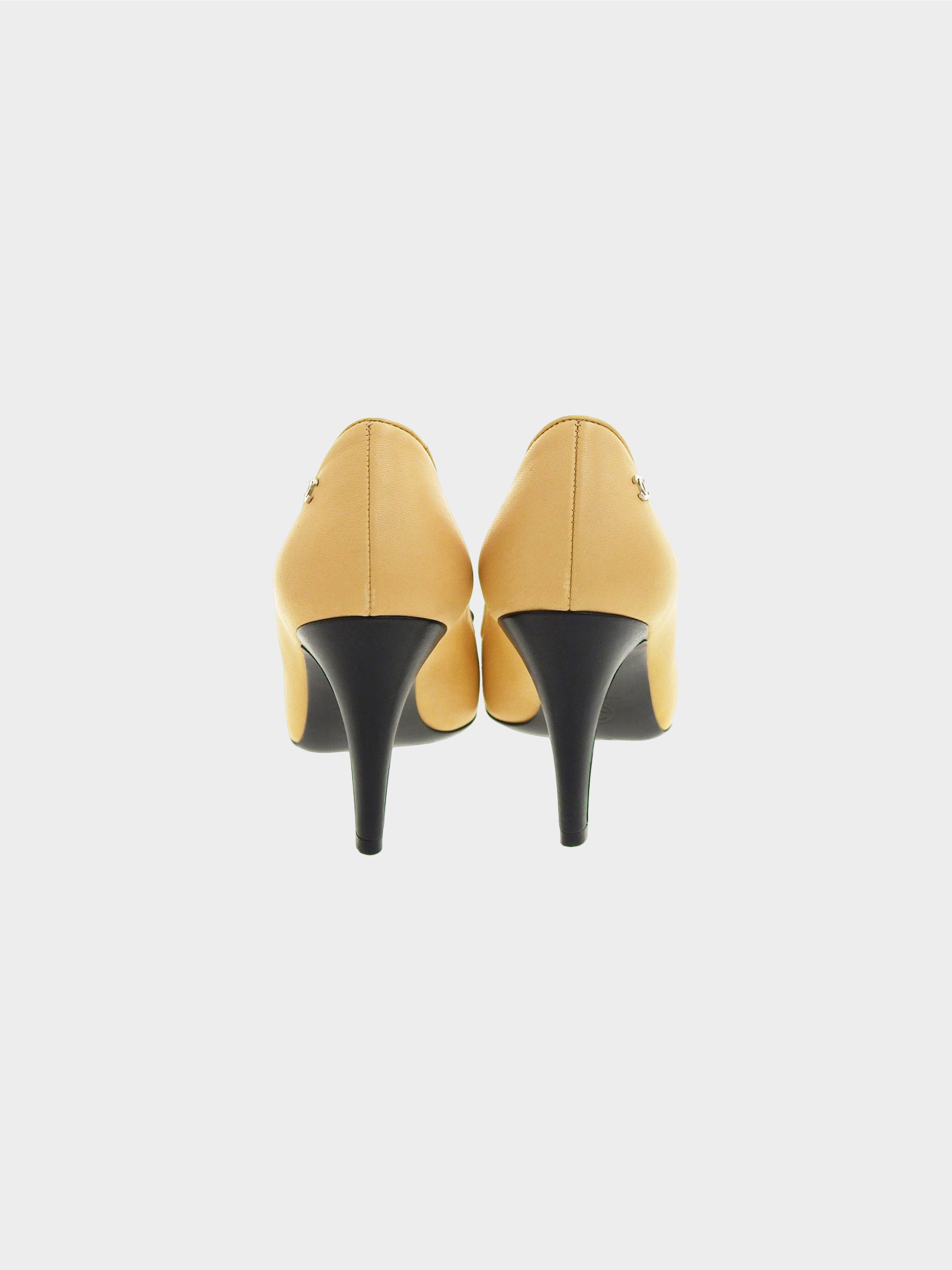 Chanel 2015 Black and Beige Lambskin Cap Toe Bow Pumps