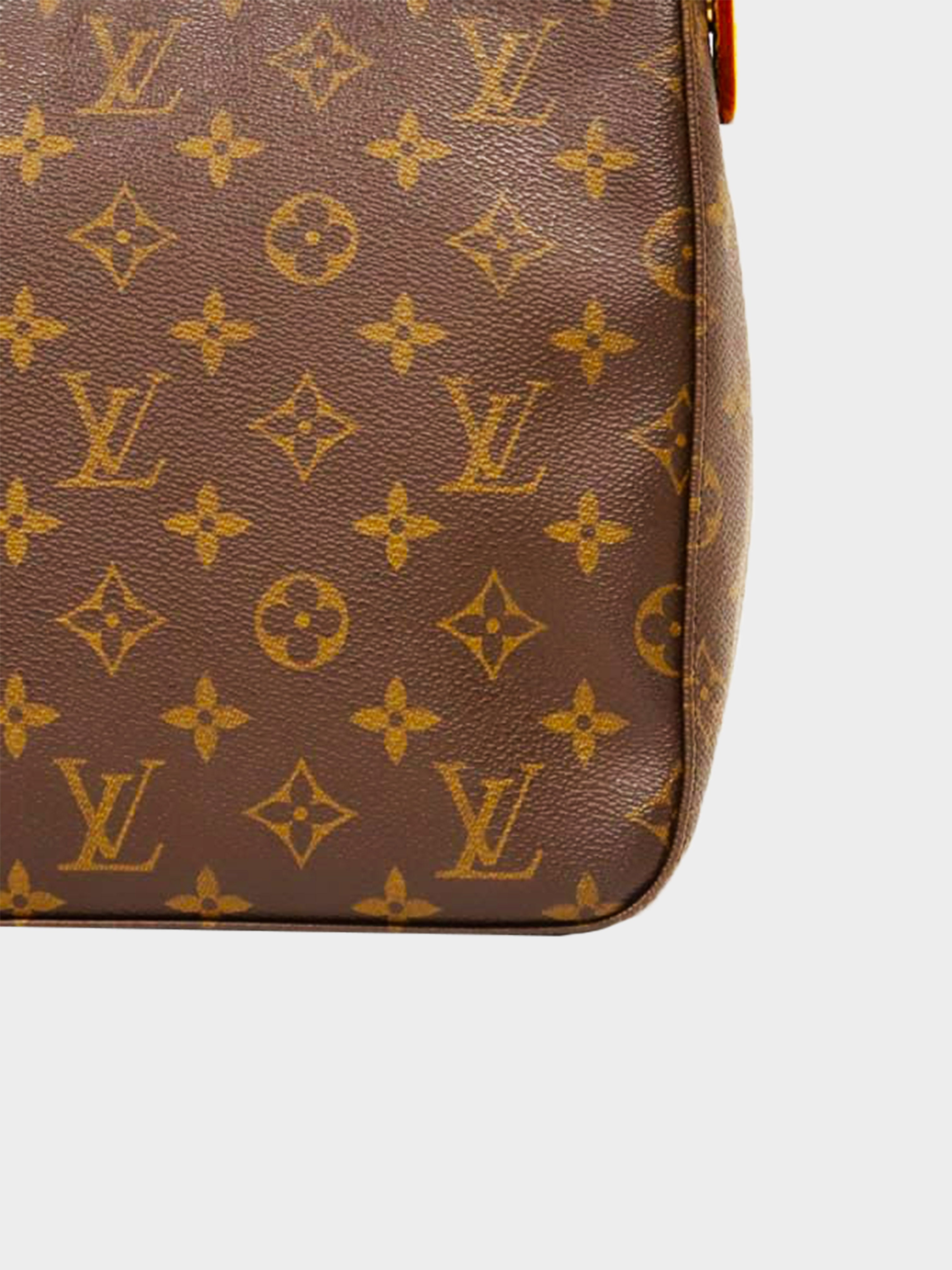 LOUIS VUITTON LOOPING MM SHOULDER BAG, MONOGRAM CANVAS - Still in