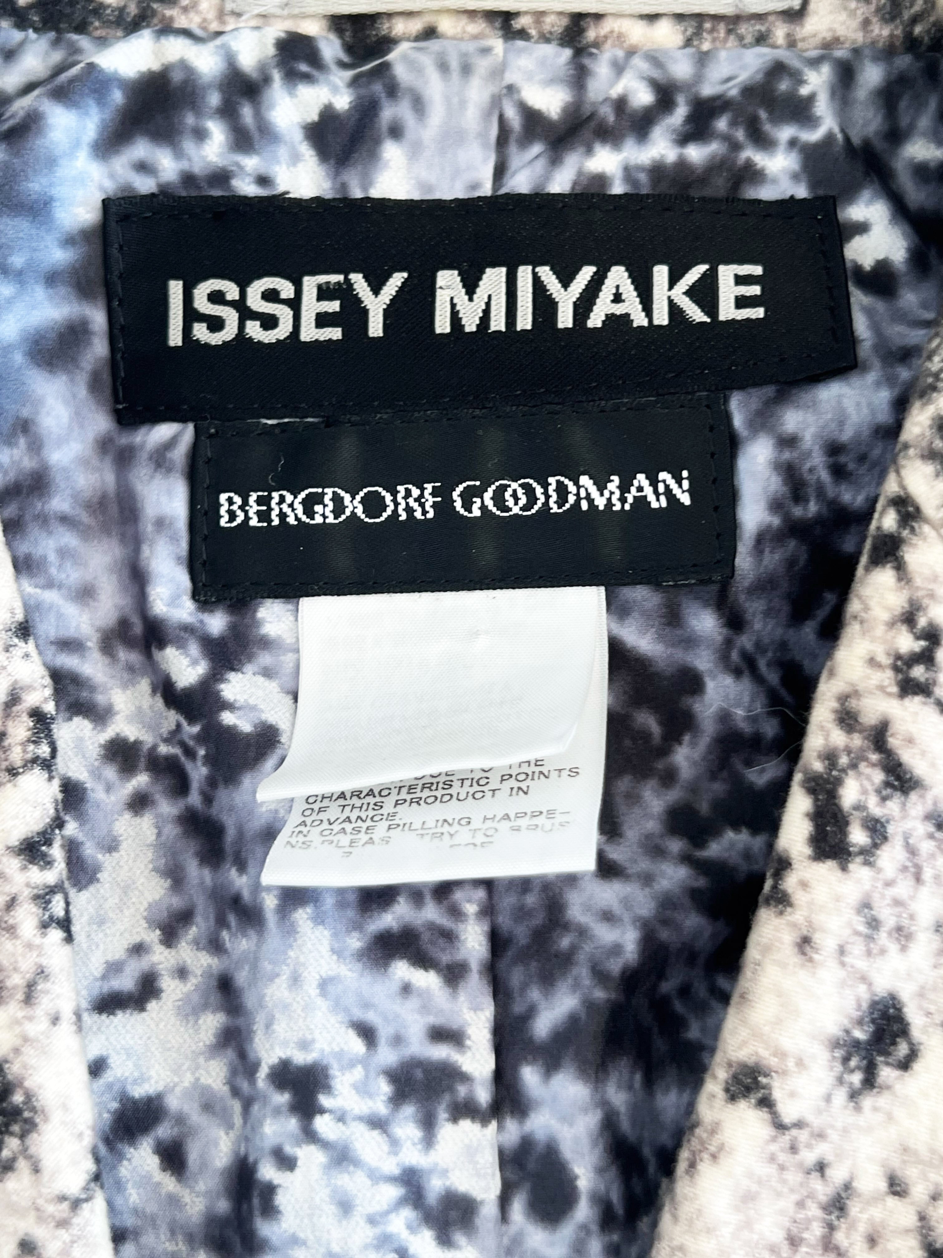 Issey Miyake 2000s Textured Soft Cotton Blazer