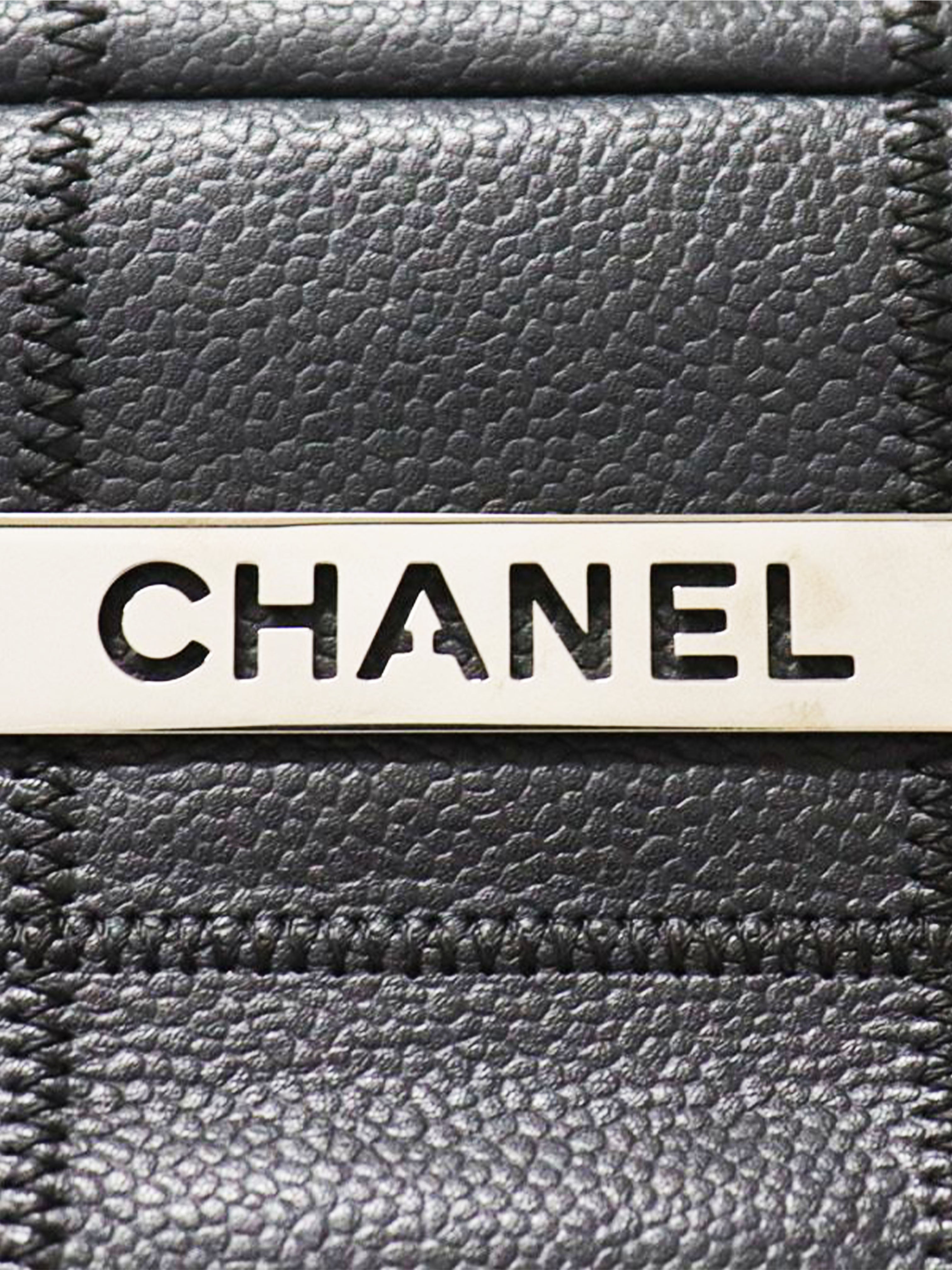Chanel 2004 Caviar Skin Chocolate Plaid Handbag