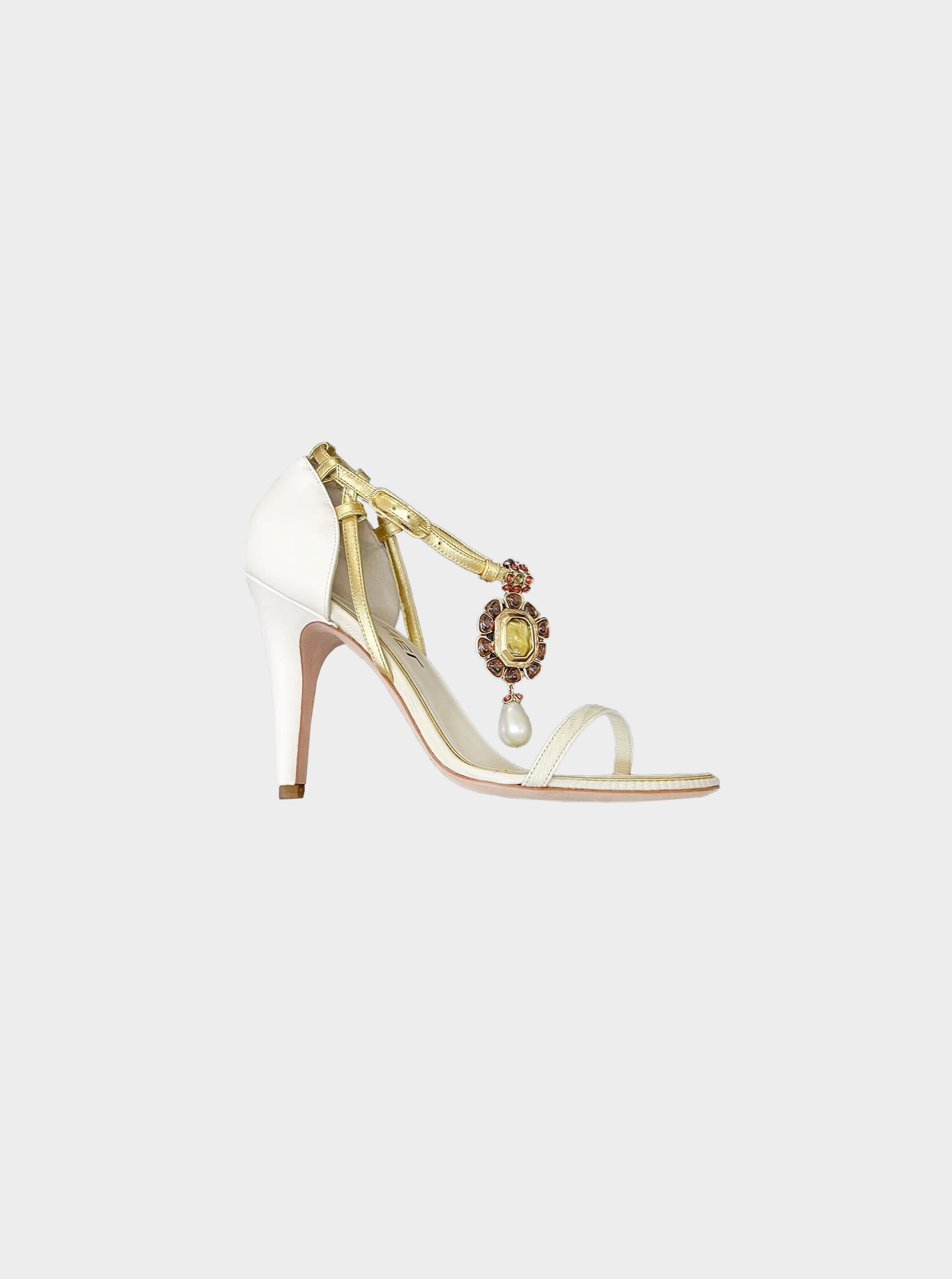 Chanel 2000s Beige Jeweled Pearl Pendant Sandals