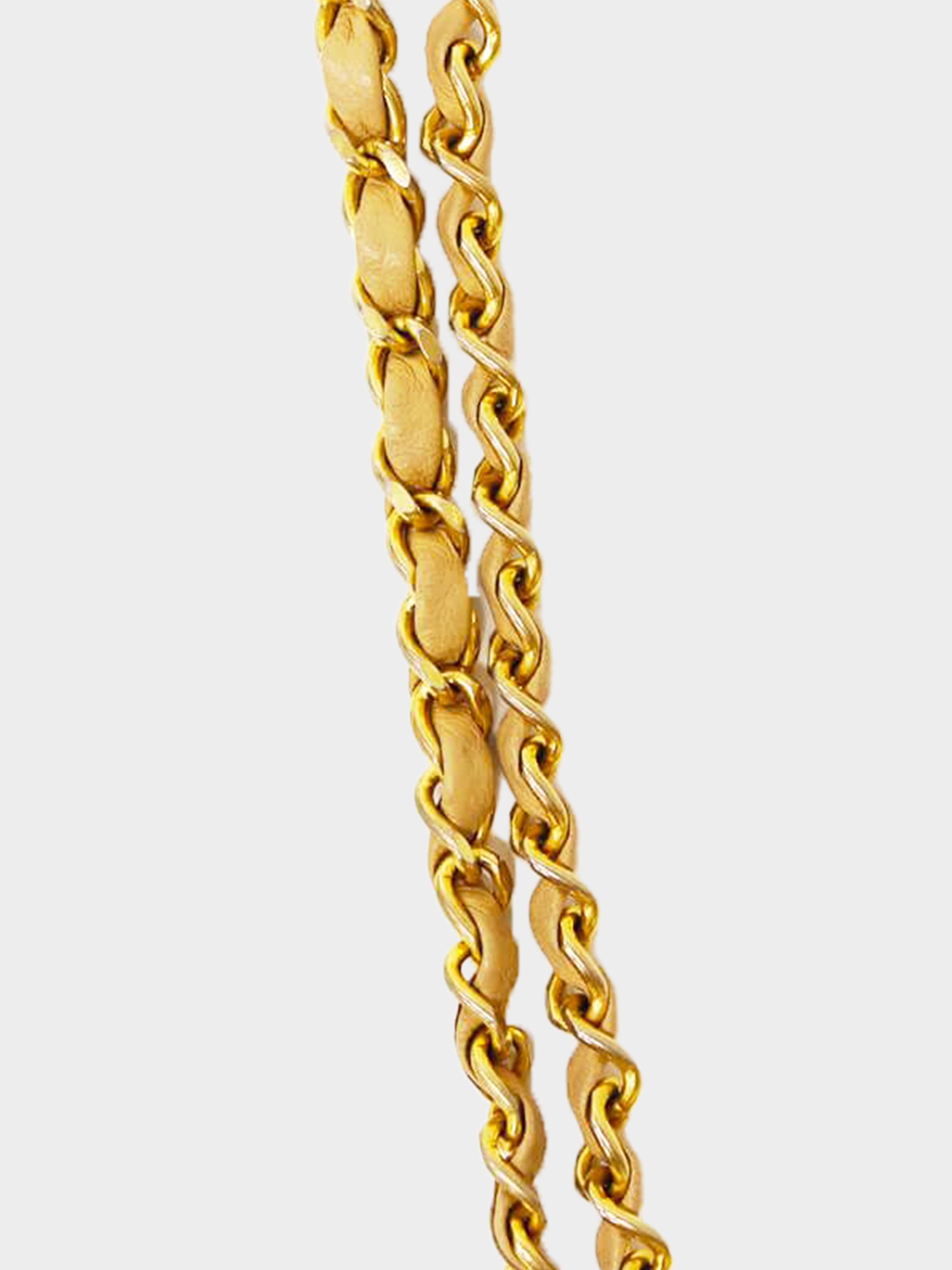 Chanel 1980s Paris Matelasse Turn Lock Chain Shoulder Bag · INTO