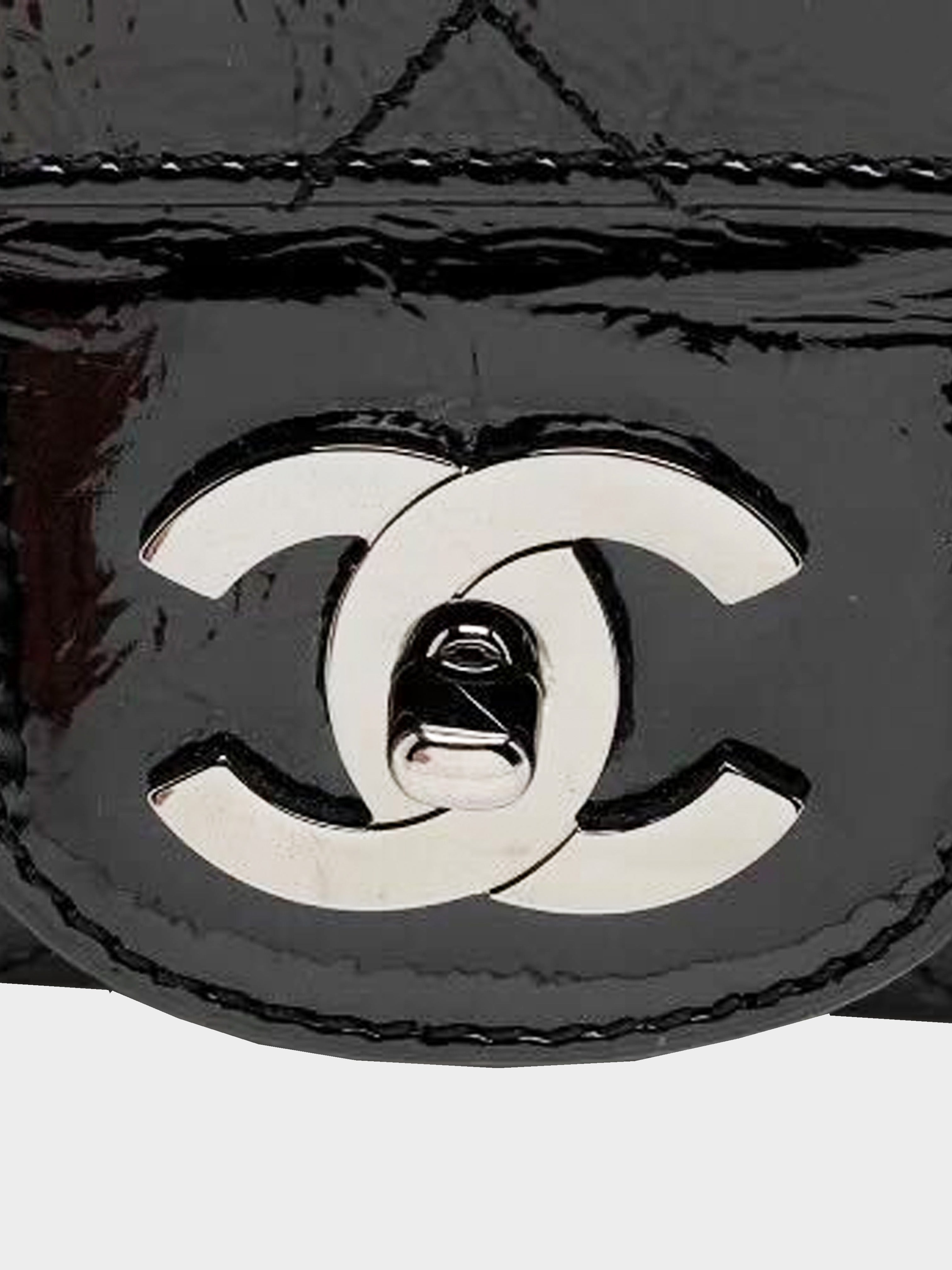 Chanel 2005 Ritz Patent Jumbo Leather Bag