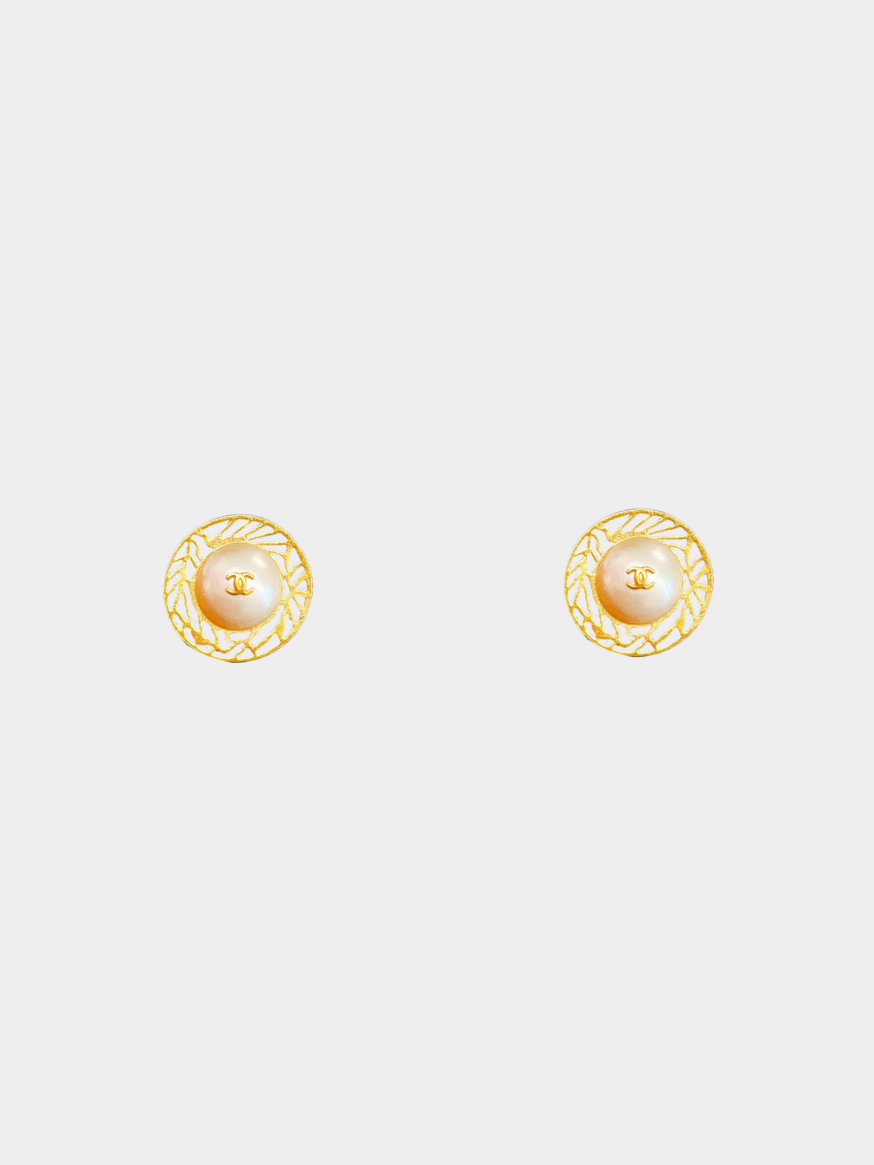 Chanel Spring 1997 Pearl Cut Out Earrings