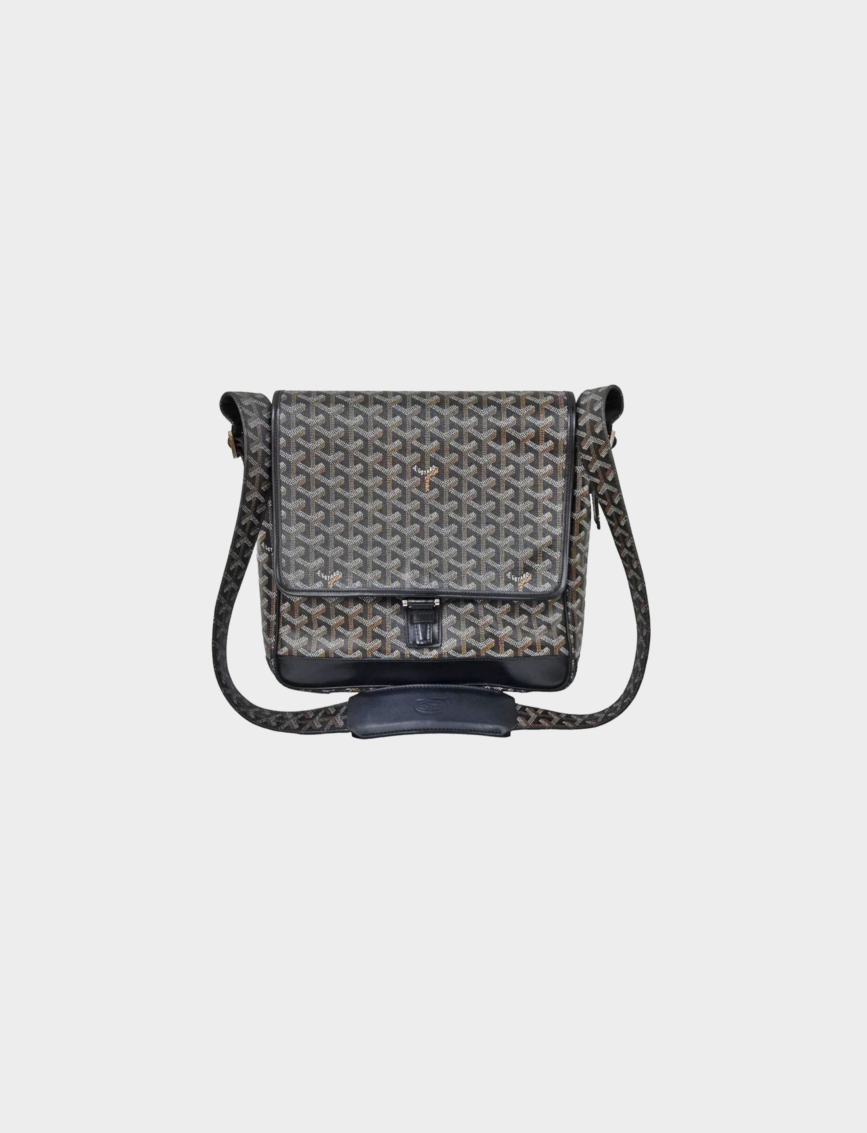 Goyard 2010s Navy Blue Belvedere PM Messenger Bag · INTO