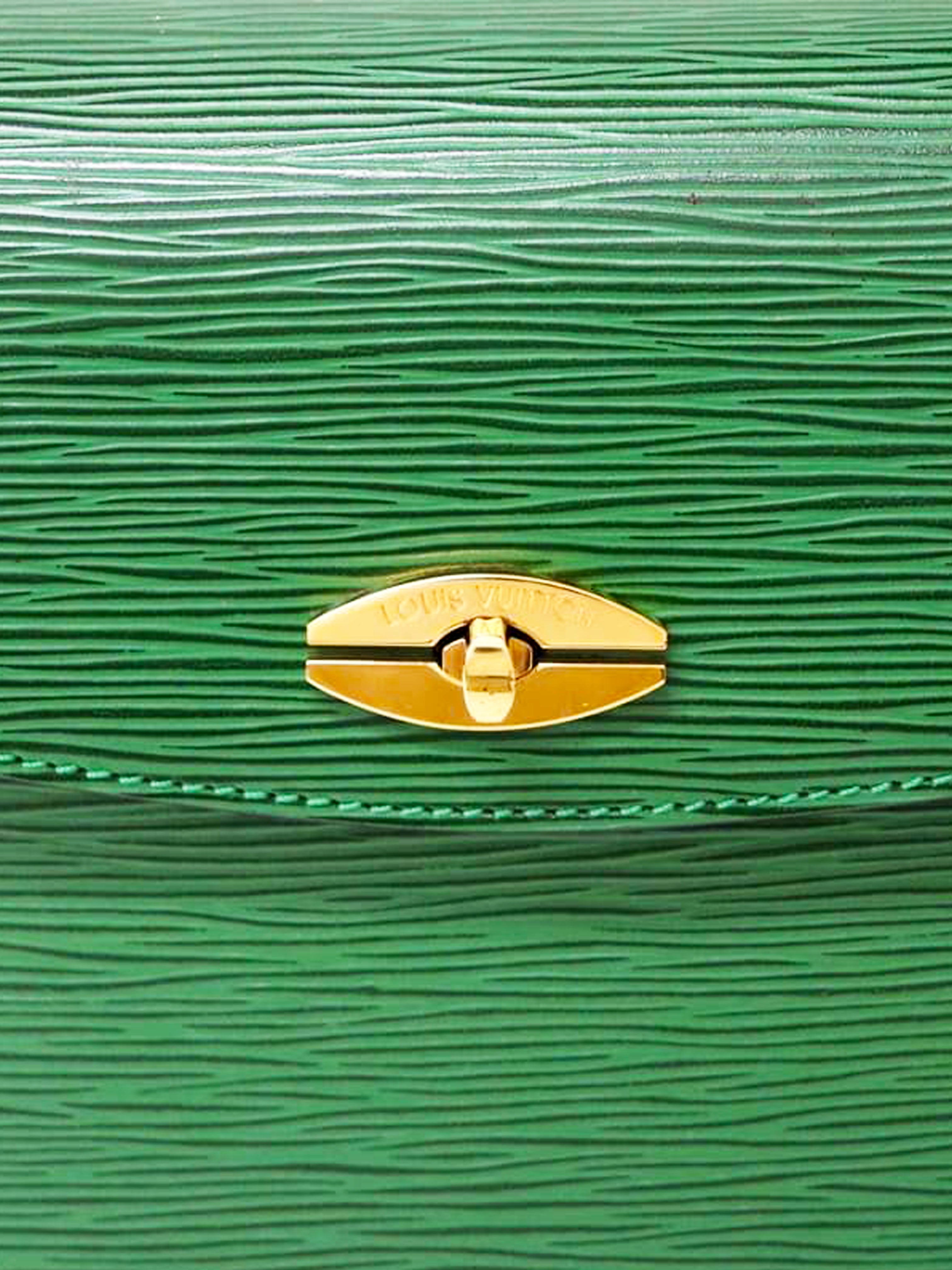 Louis Vuitton Vintage Borneo Green Epi Leather Small Pochette