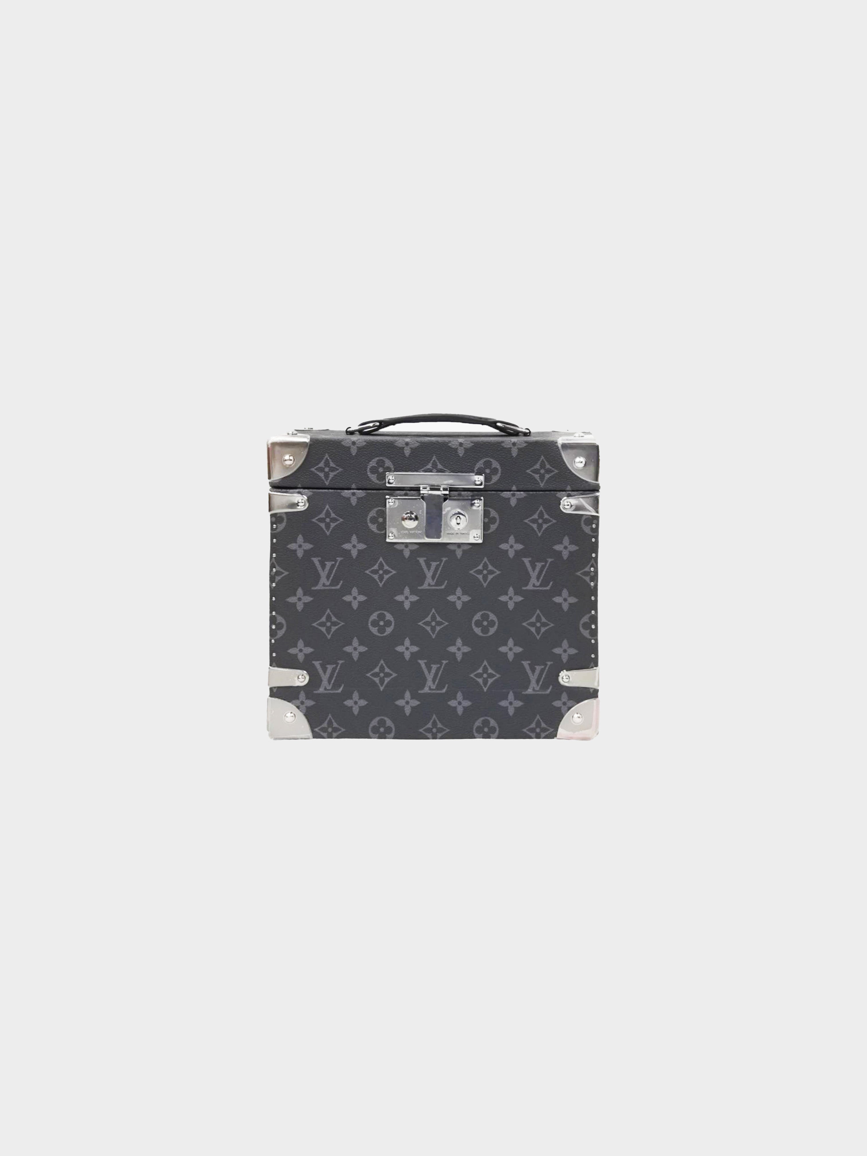 Louis Vuitton 1990s Gray Canvas Handbag · INTO