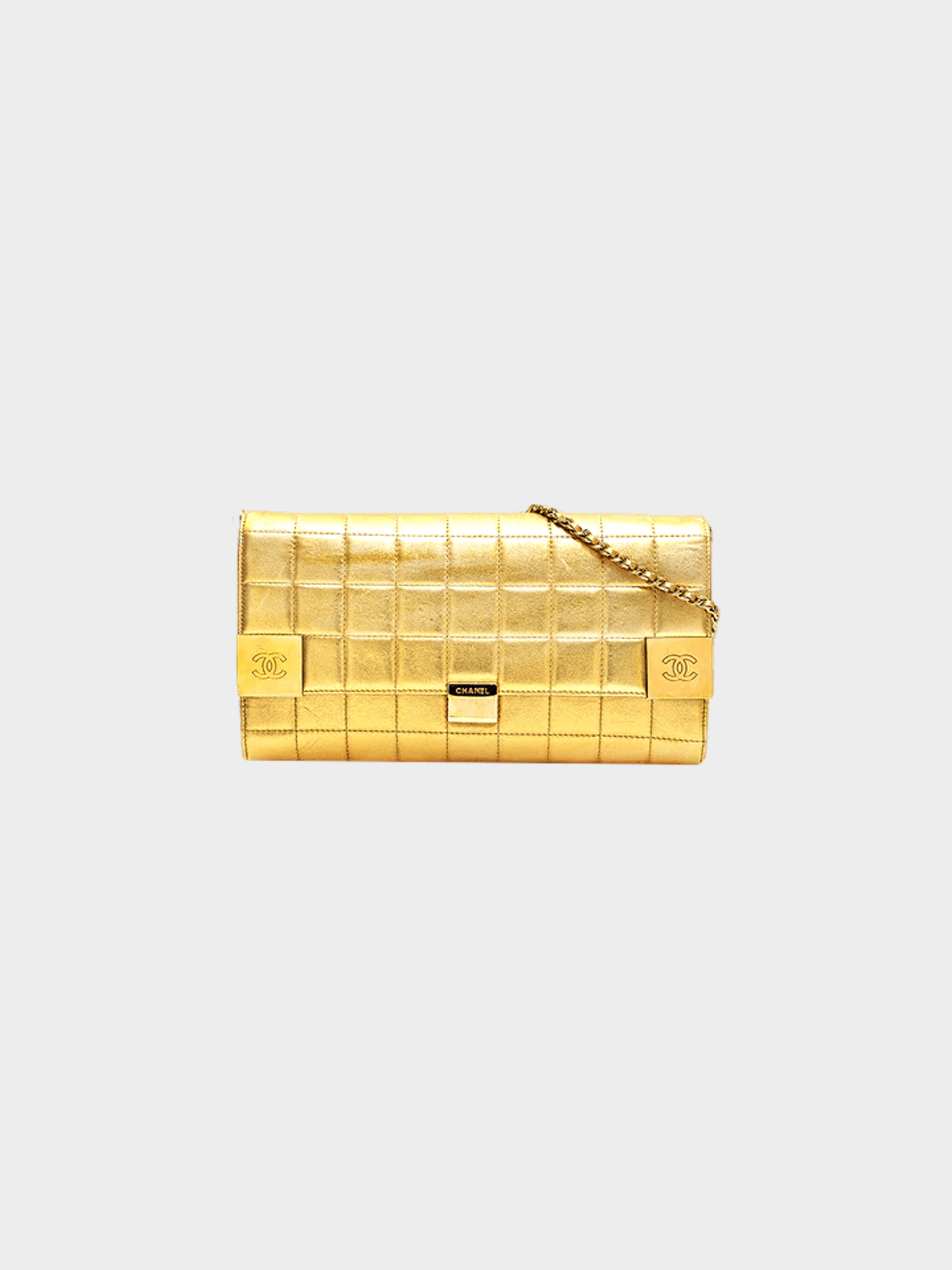 Chanel 2000 Green Chocolate Bar Bag · INTO