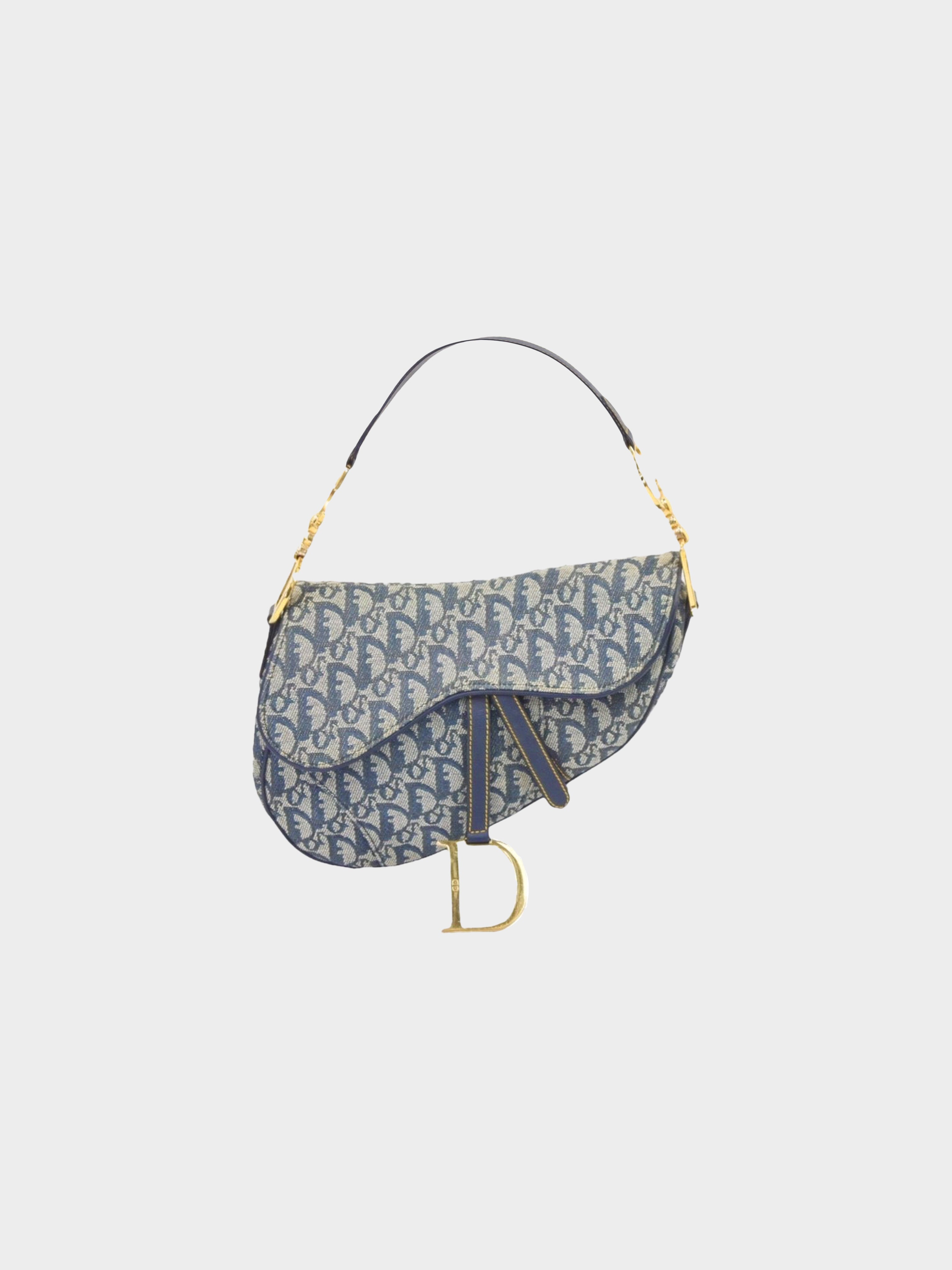Dior Diorissimo Street Chic Pocket Medium Hobo (SHF-22883) – LuxeDH