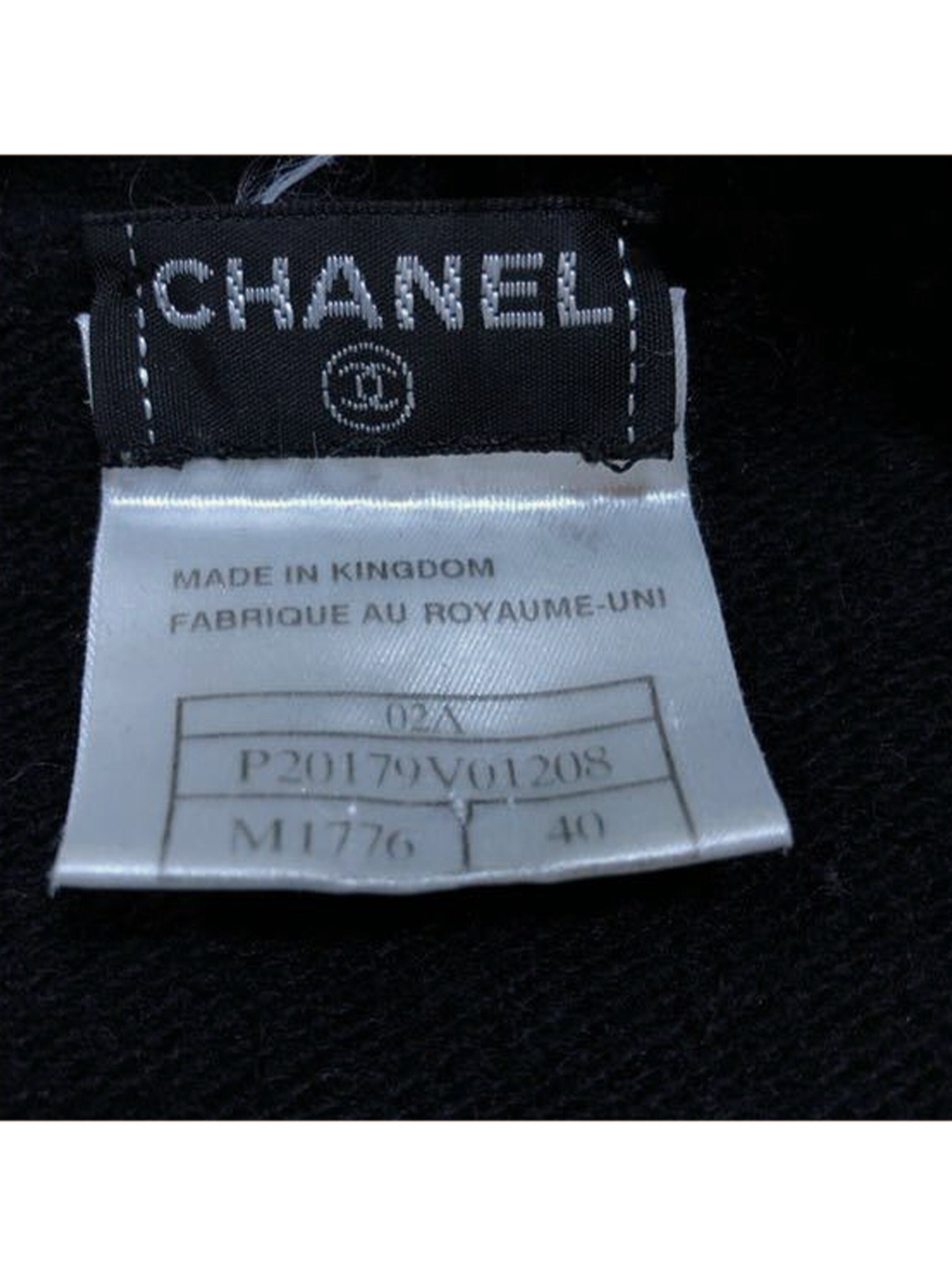 2000s chanel black and - Gem
