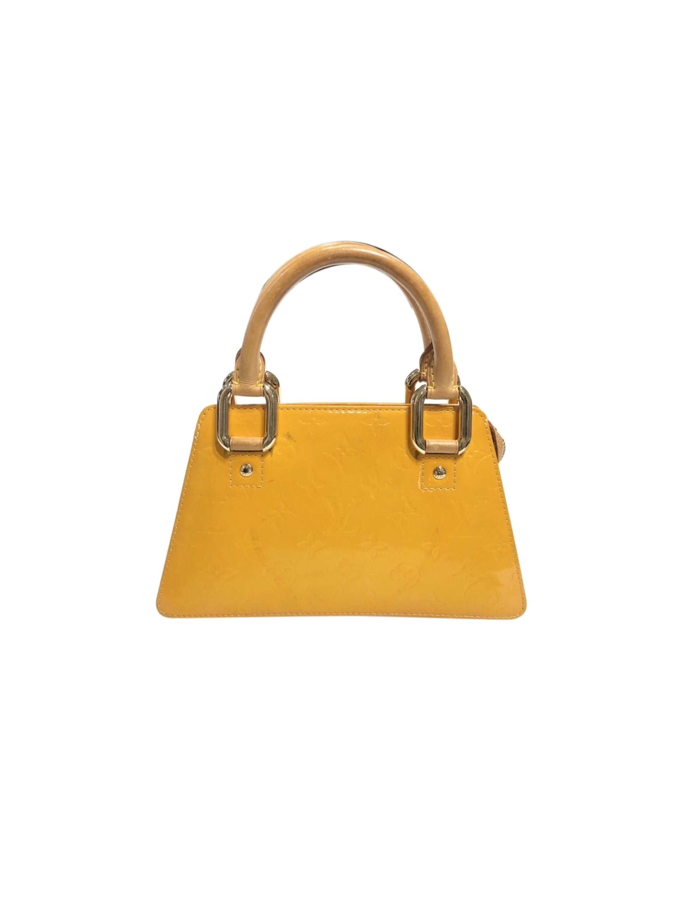 Yellow Vernis Leather Louis Vuitton Papillon ref.816185 - Joli Closet