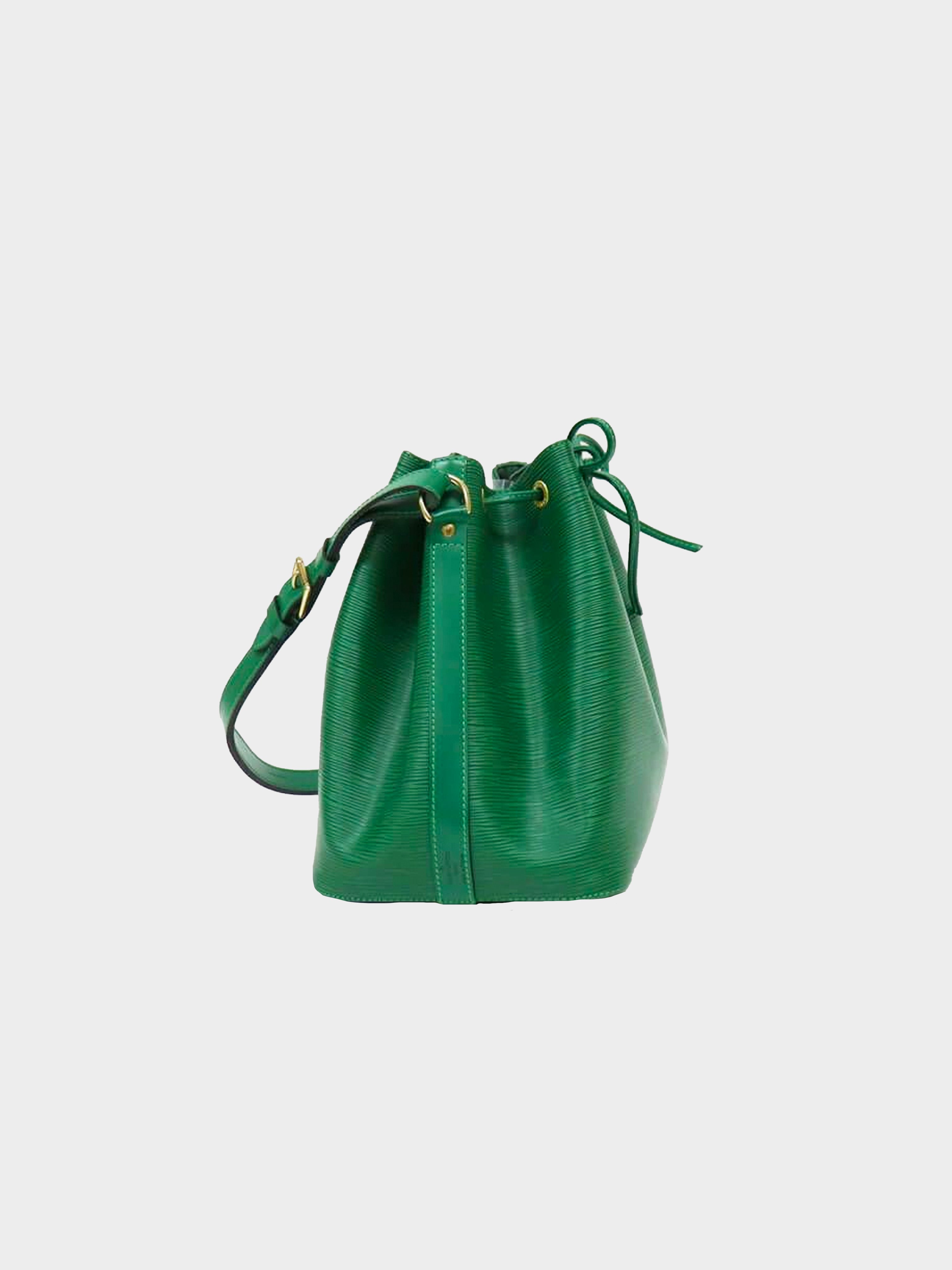 Louis Vuitton Epi Green Noe Shoulder Bag Bucket Bag