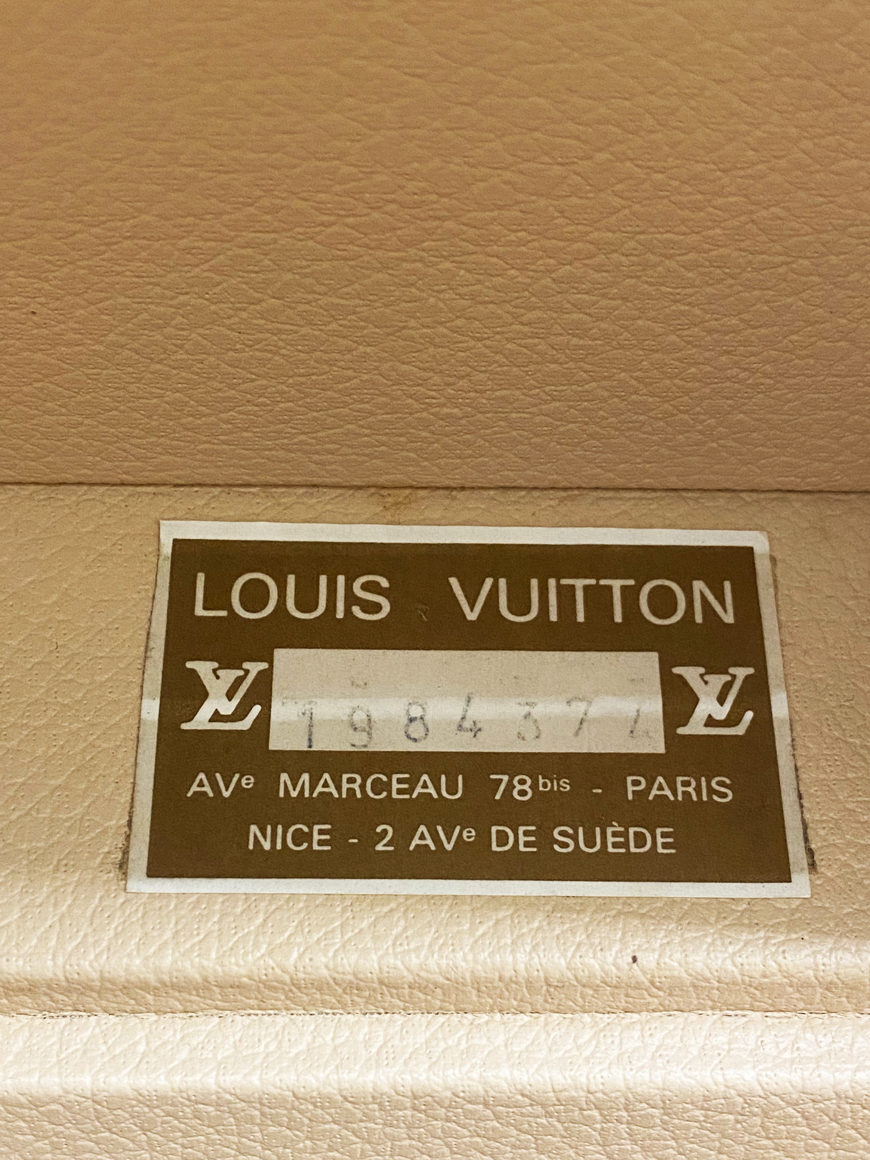Past auction: Louis Vuitton monogram canvas Sac Plat 1980s