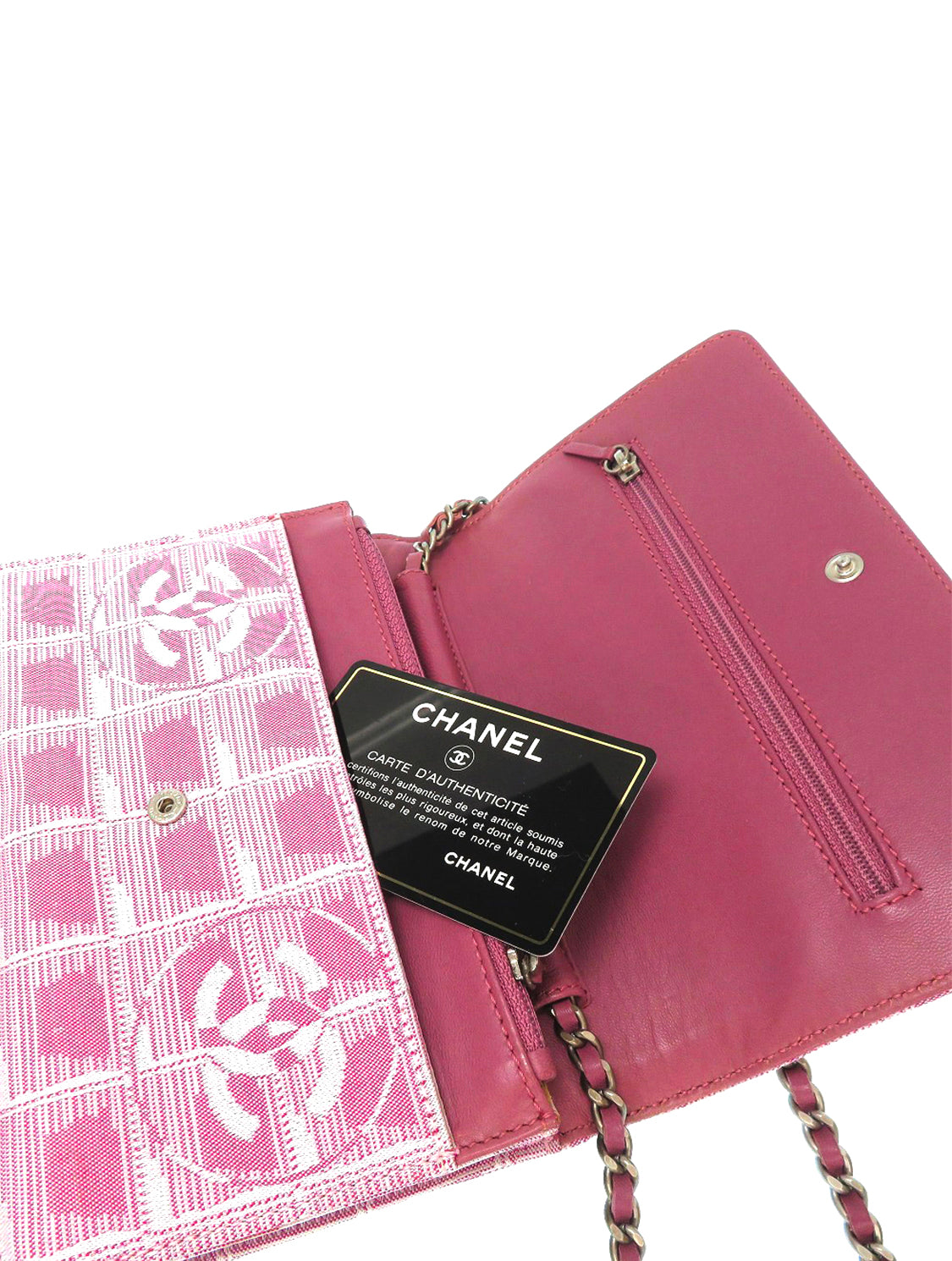 Rare! Chanel classic card holder Iridescent Pink caviar