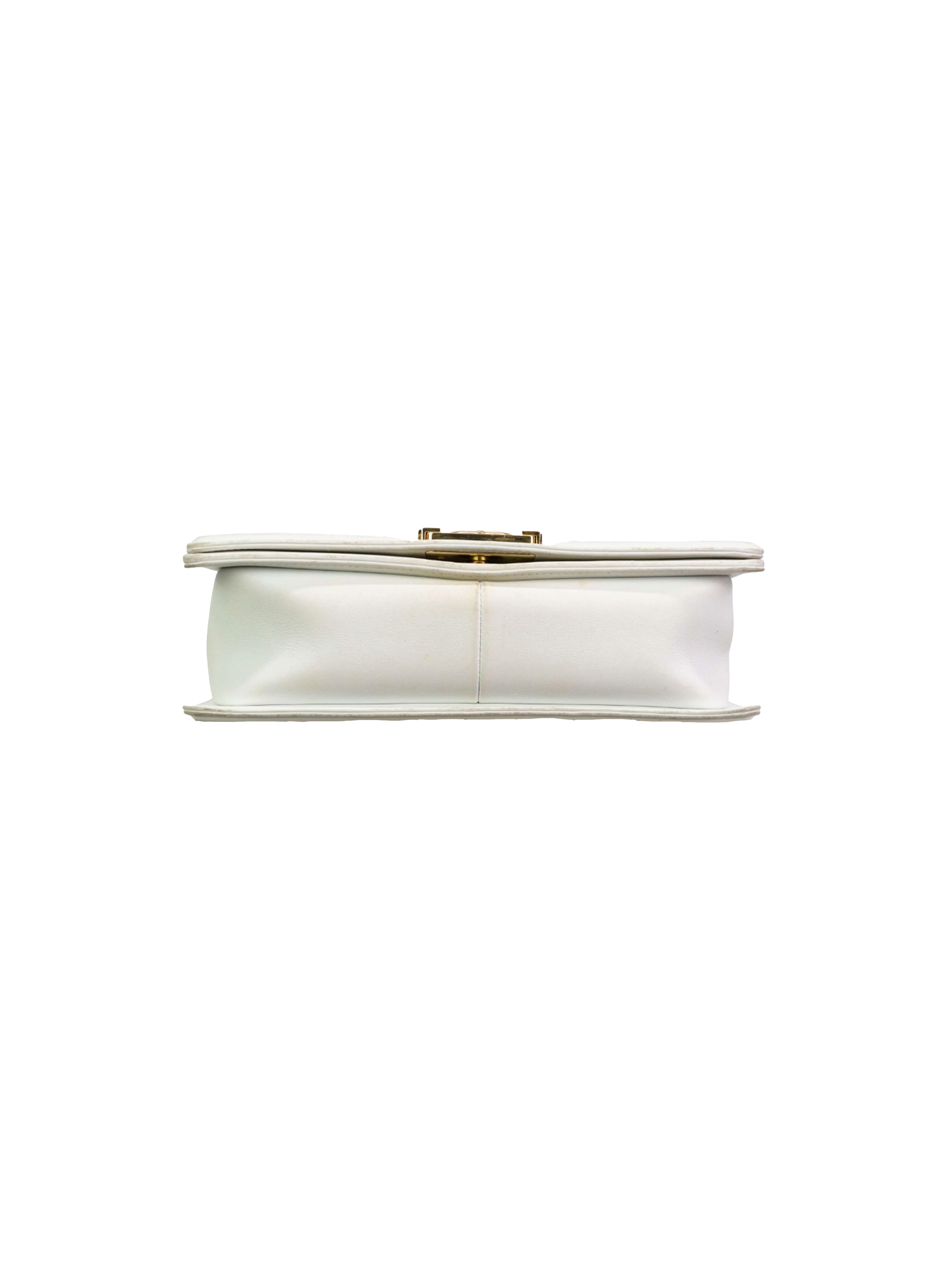 Chanel 2018 White Leather Boy Bag · INTO