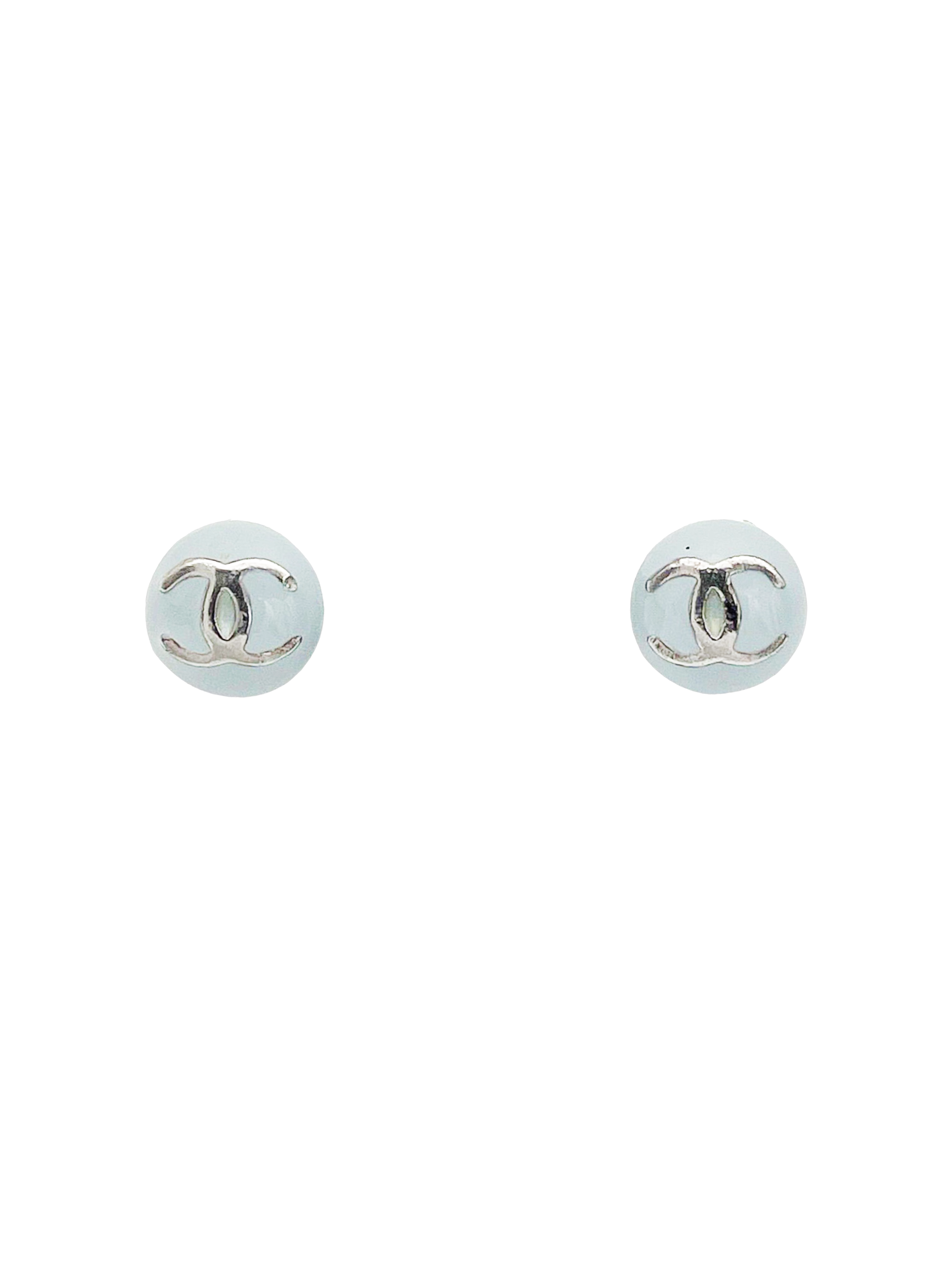 Chanel Enamel Earring Studs Black Round Small studs – LLBazar