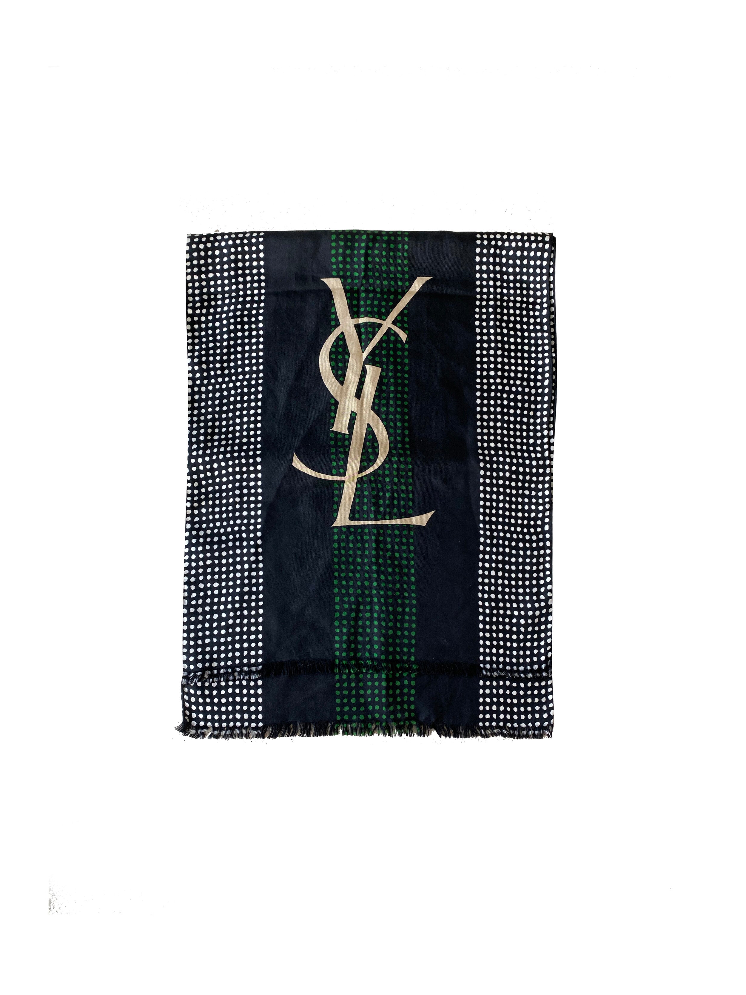 Navy blue monogram scarf with neon trim Wool & Silk. Chanel. 2000