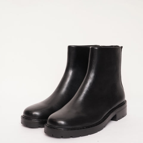 Karl Lagerfeld Paris Bootie カールラガーフェルド ブラック ショート