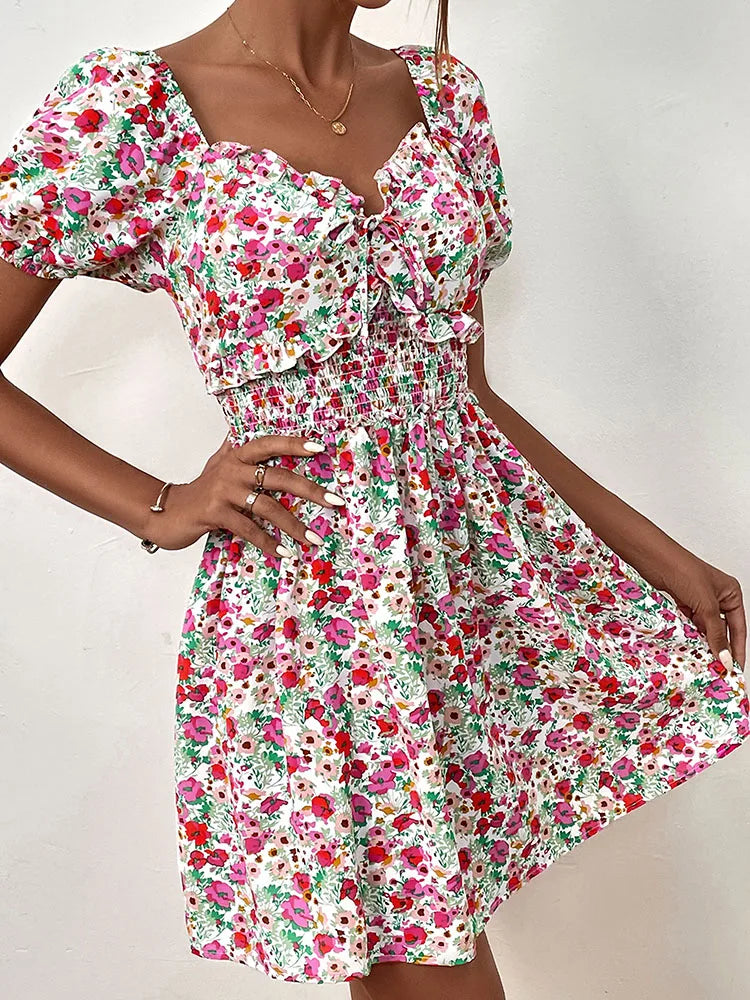 Trendy strapless summer mini dress with patchwork detail. - Image 4