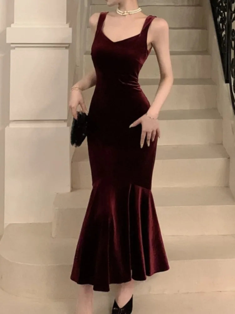 Chic Solid Velvet Spaghetti Strap Mermaid Dress for Women