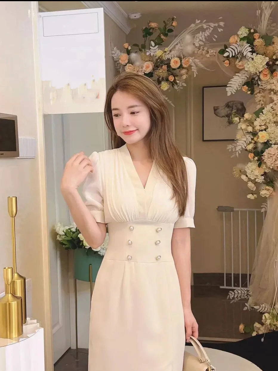 French-inspired senior fashion Double-Breasted V-Neck Slim Dress with Puffy Sleeves