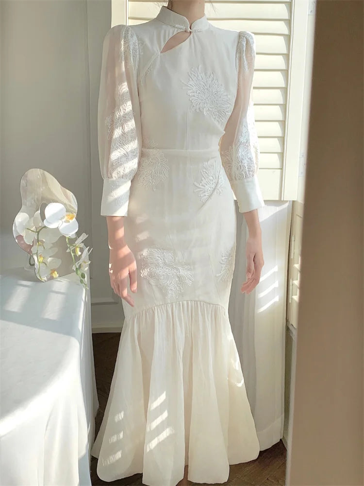 Elegant Vintage Embroidered Mermaid Midi Dress - Fall Fashion Collection