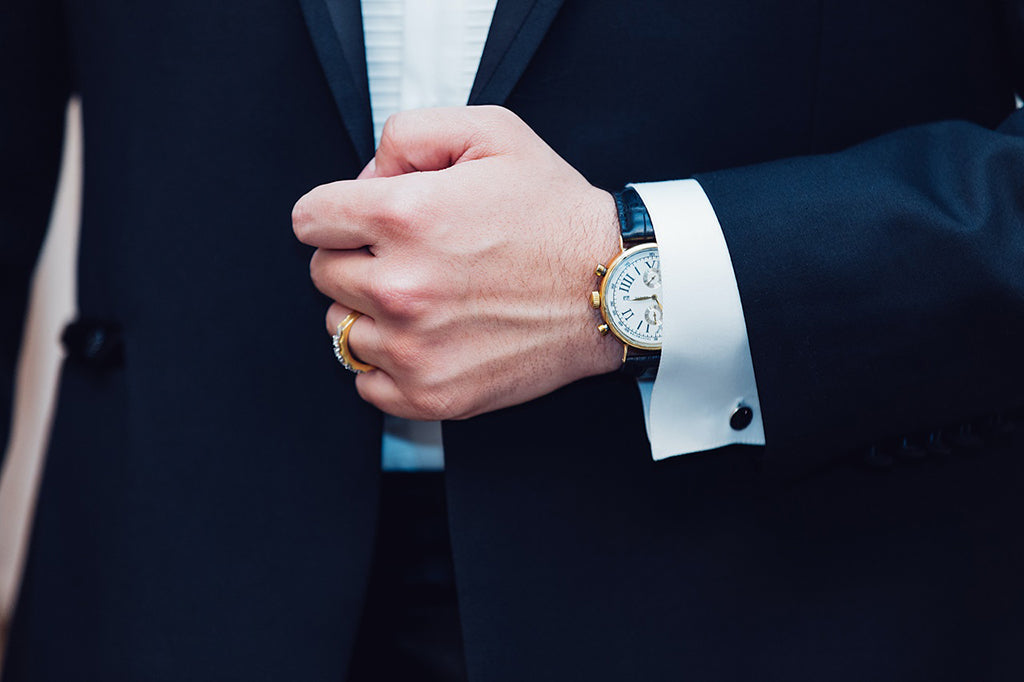 正確佩戴手錶才能展現紳士魅力與質感。