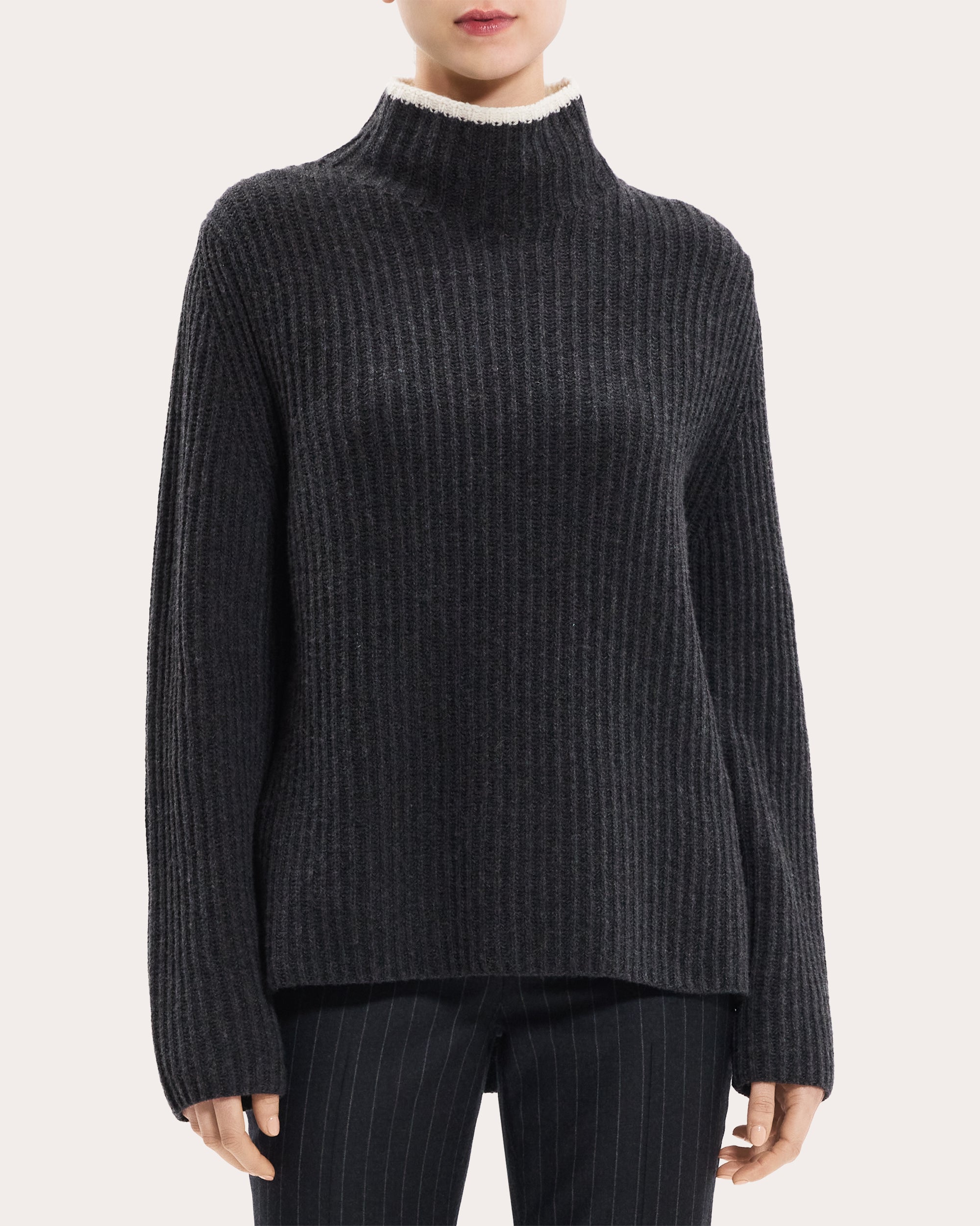 THEORY WOMEN'S FELTED KARENIA TURTLENECK SWEATER