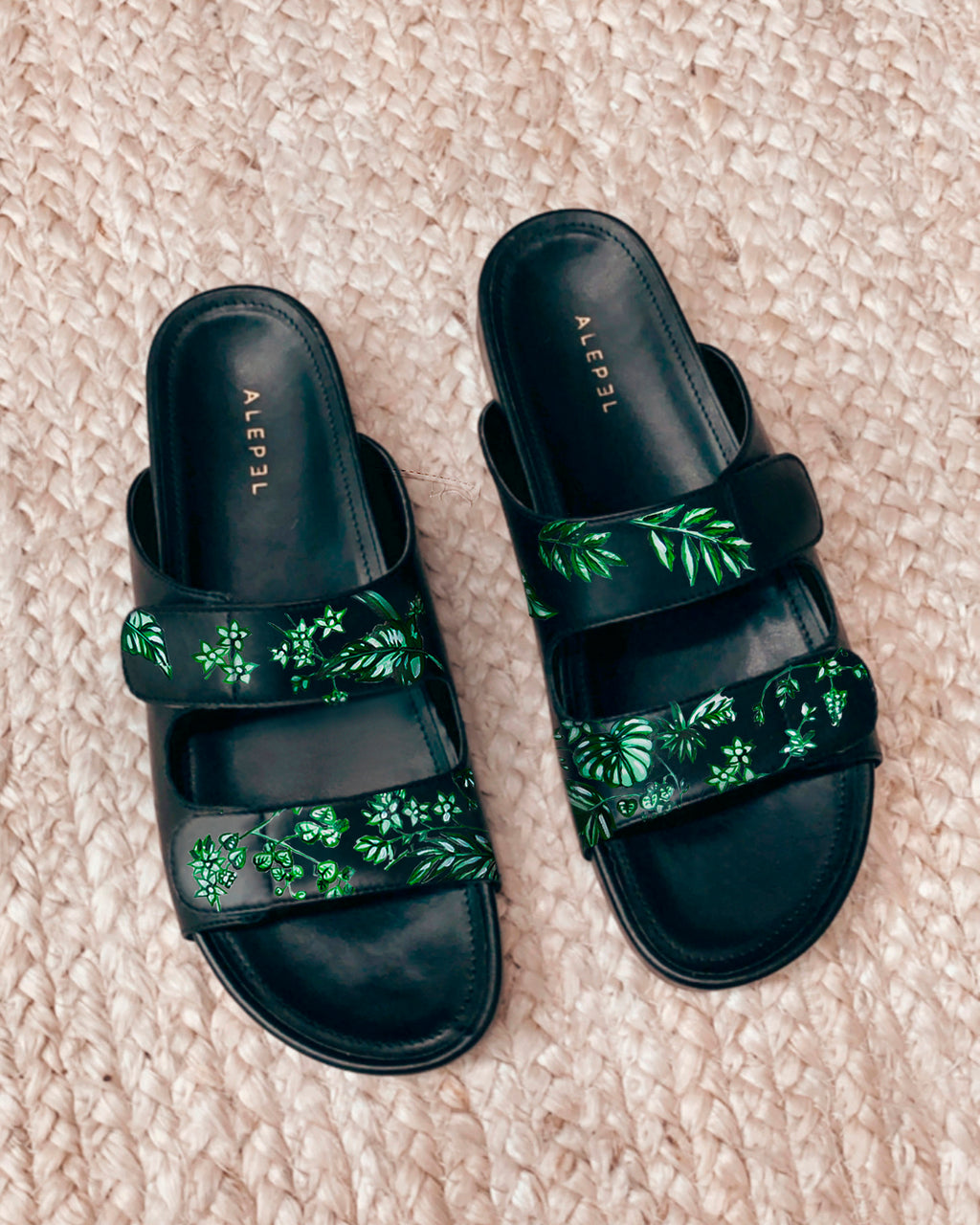 Alepel Black Emerald Jungle Sandal | Olivela