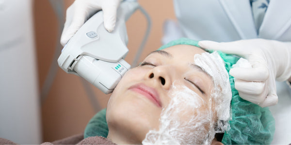 ultherapy non invasive skin tightening & lifting treatment