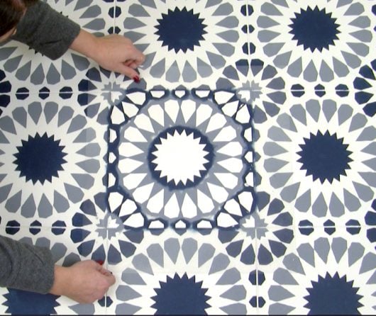 Learn how to stencil a tile floor using the Cordelia Tile Stencil from Cutting Edge Stencils. http://www.cuttingedgestencils.com/products/cordelia-tile-stencil-moroccan-design-cement-tiles