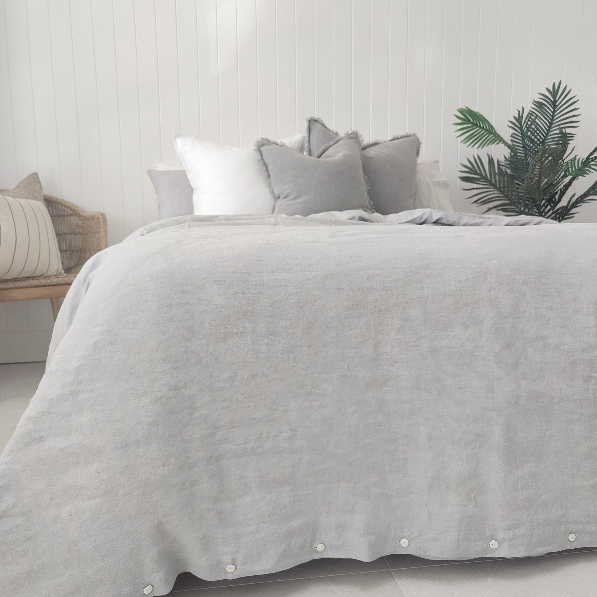 grey linen quilt cover set