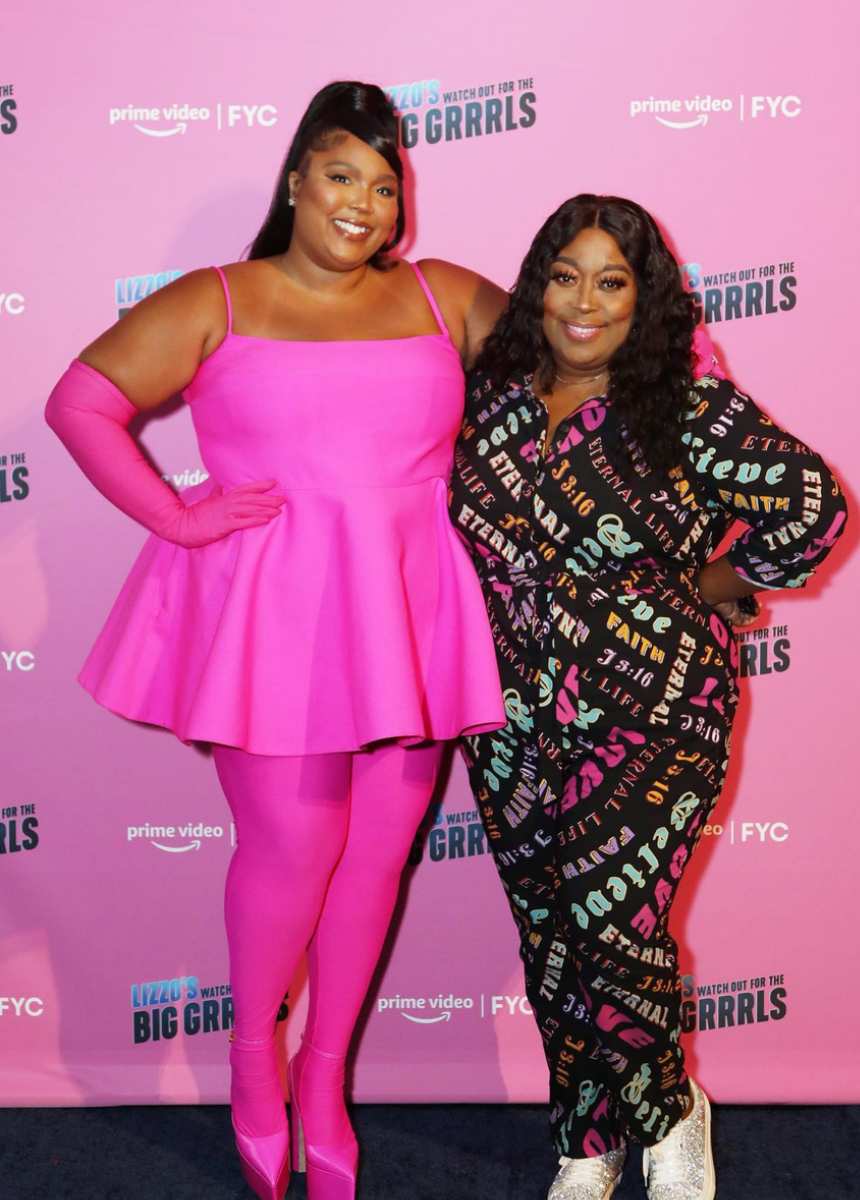 Lizzo in Magenta