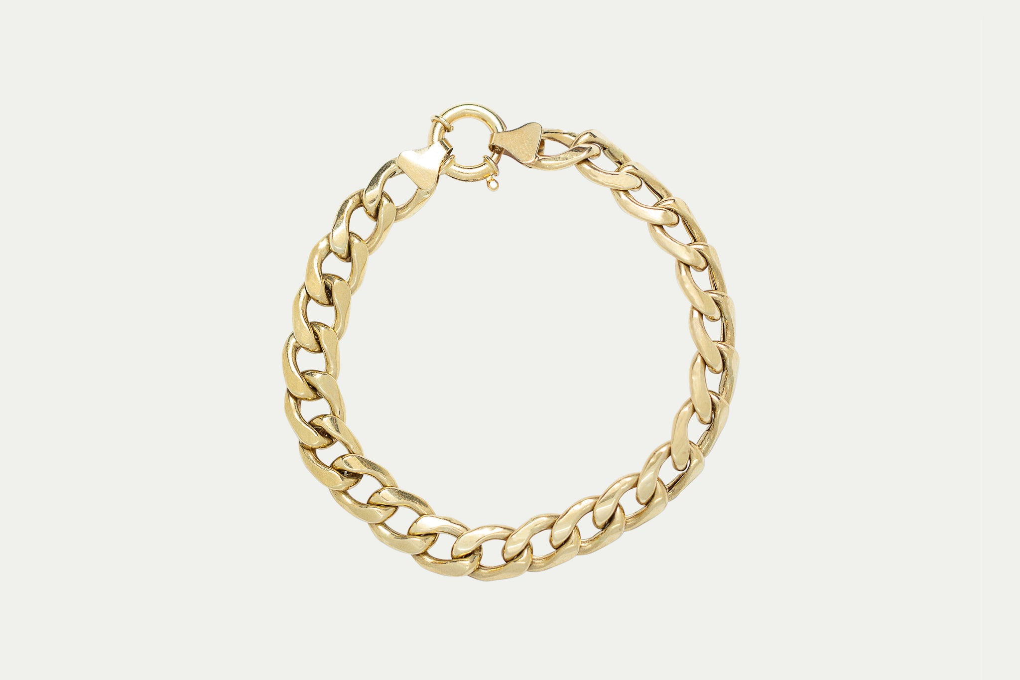The Link Bracelet. 18K Gold. 19cm in length.