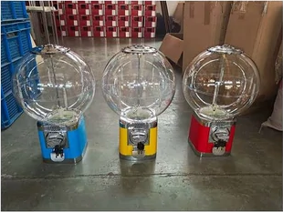 Distributeur Gashapon À l'Ancienne
