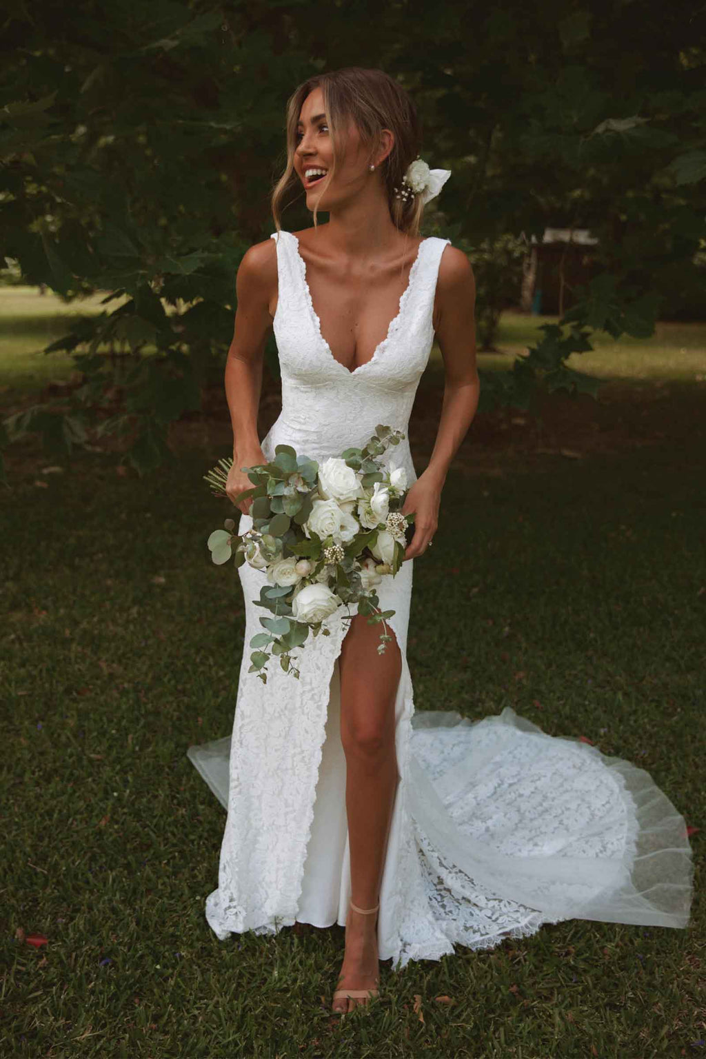 White Casual Wedding Dress A-Line Square Neck Long Sleeves Backless  Applique Cut-Outs Split Front Long Bridal Gowns – Dbrbridal
