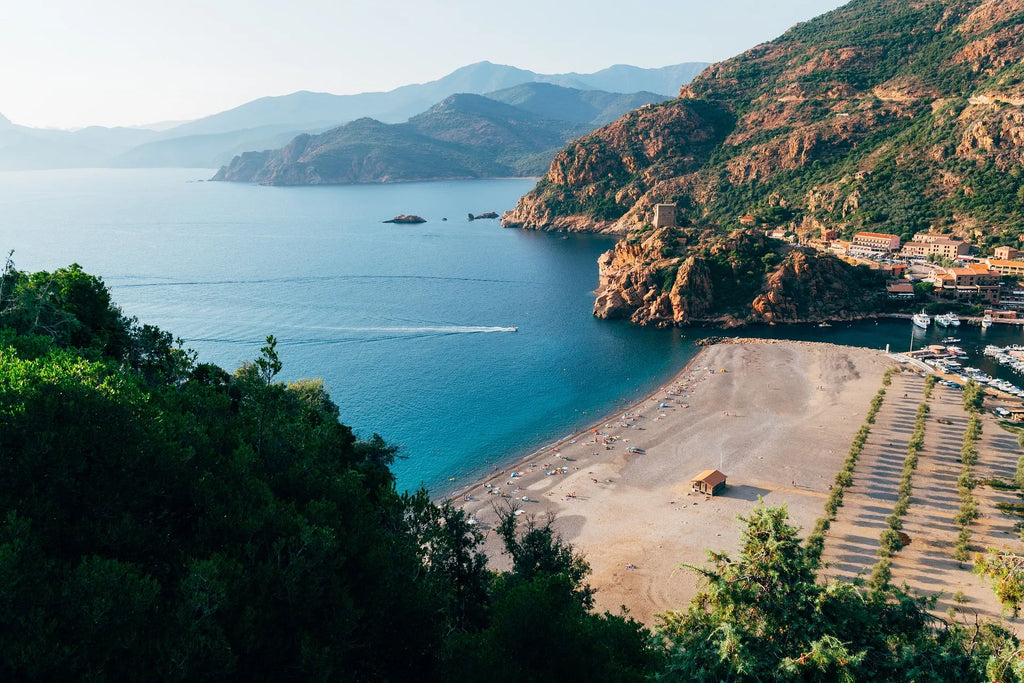 Paysage Corse vue sur la mer