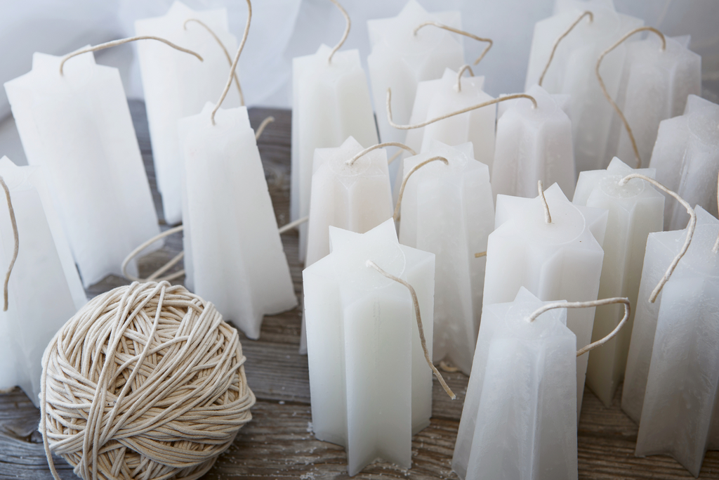 Cotton wick for pillar candles