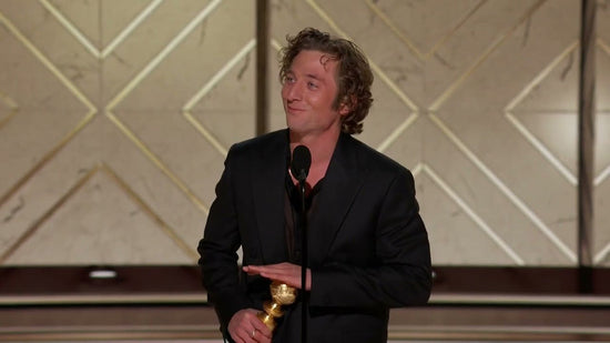 Jeremy Allen White accepting his 2024 Golden Globe.