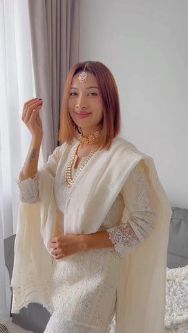 WHITE CHIKANKARI EMBROIDERED KURTA 