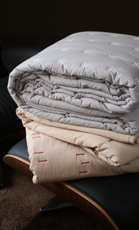 Buy minimal, soft and snug quilts