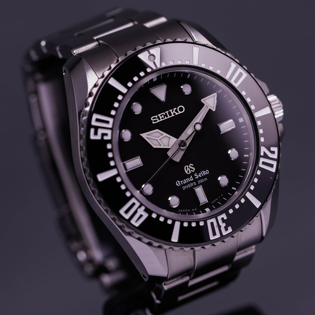 GRAND SEIKO QUARTZ DIVER BLACK DIAL (2020) - IDWX