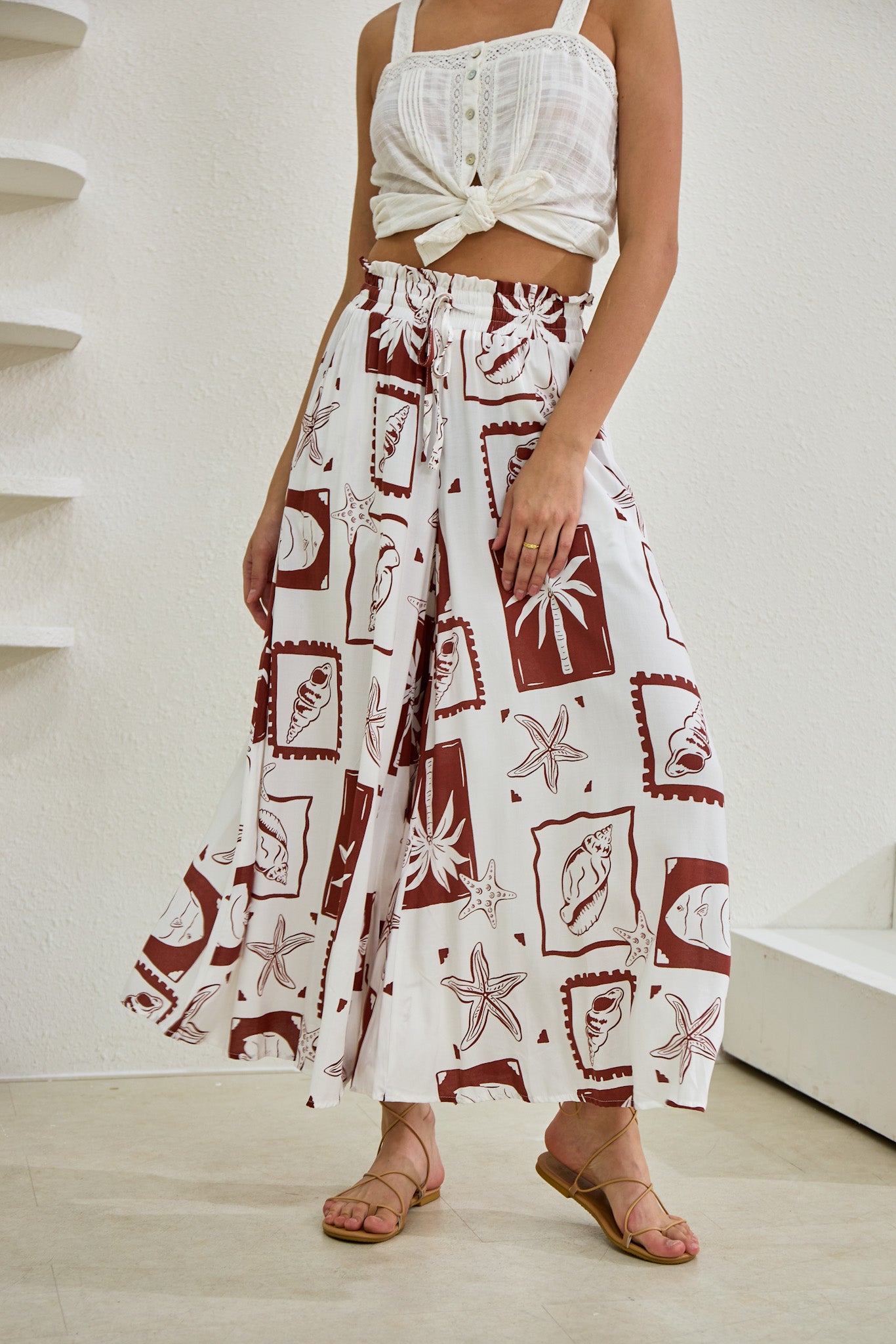 Mira Brown Sea Shells Tropical Wide Leg Cropped Pants