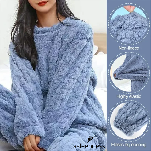 Blå fleece pyjamas sæt, hyggetøj og nattøj i small og medium