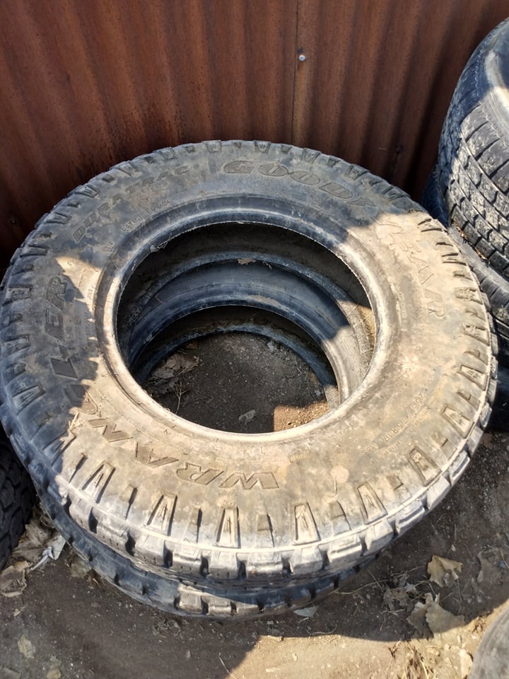 255/75/17 Goodyear Wrangler Duratrac- used tires – Platinum Towing