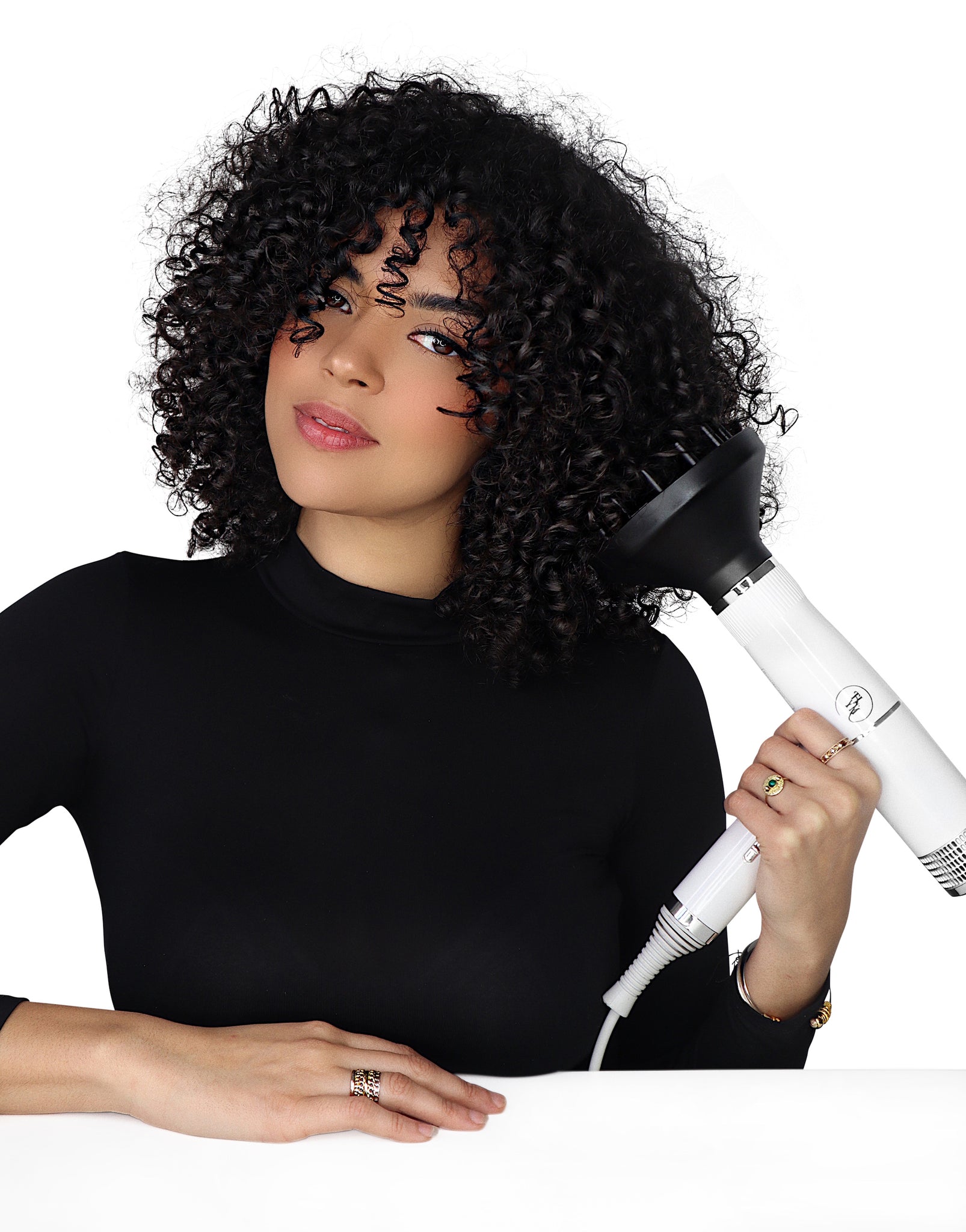 Diffuseur Sèche Cheveux universel Interface Réglable Convient à tous les  sèche-cheveux pour Cheveux Bouclés ou Ondulés Styling - Cdiscount  Electroménager