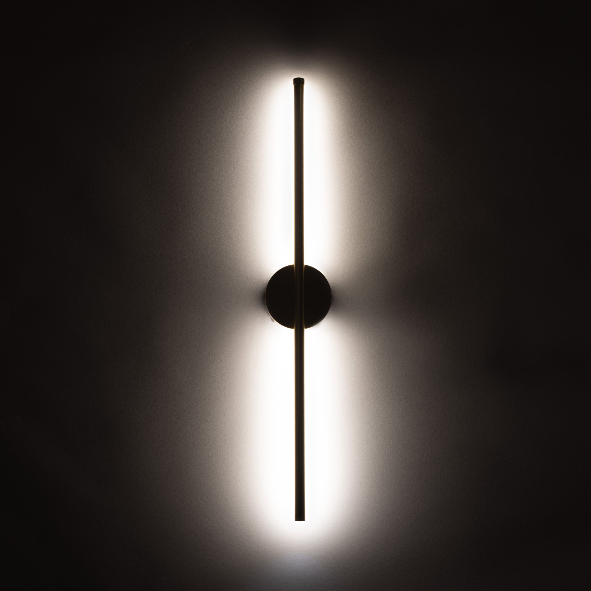 Minimalist LED Round Wall Sconce - Modern Ambient Atmosphere Lighting ...