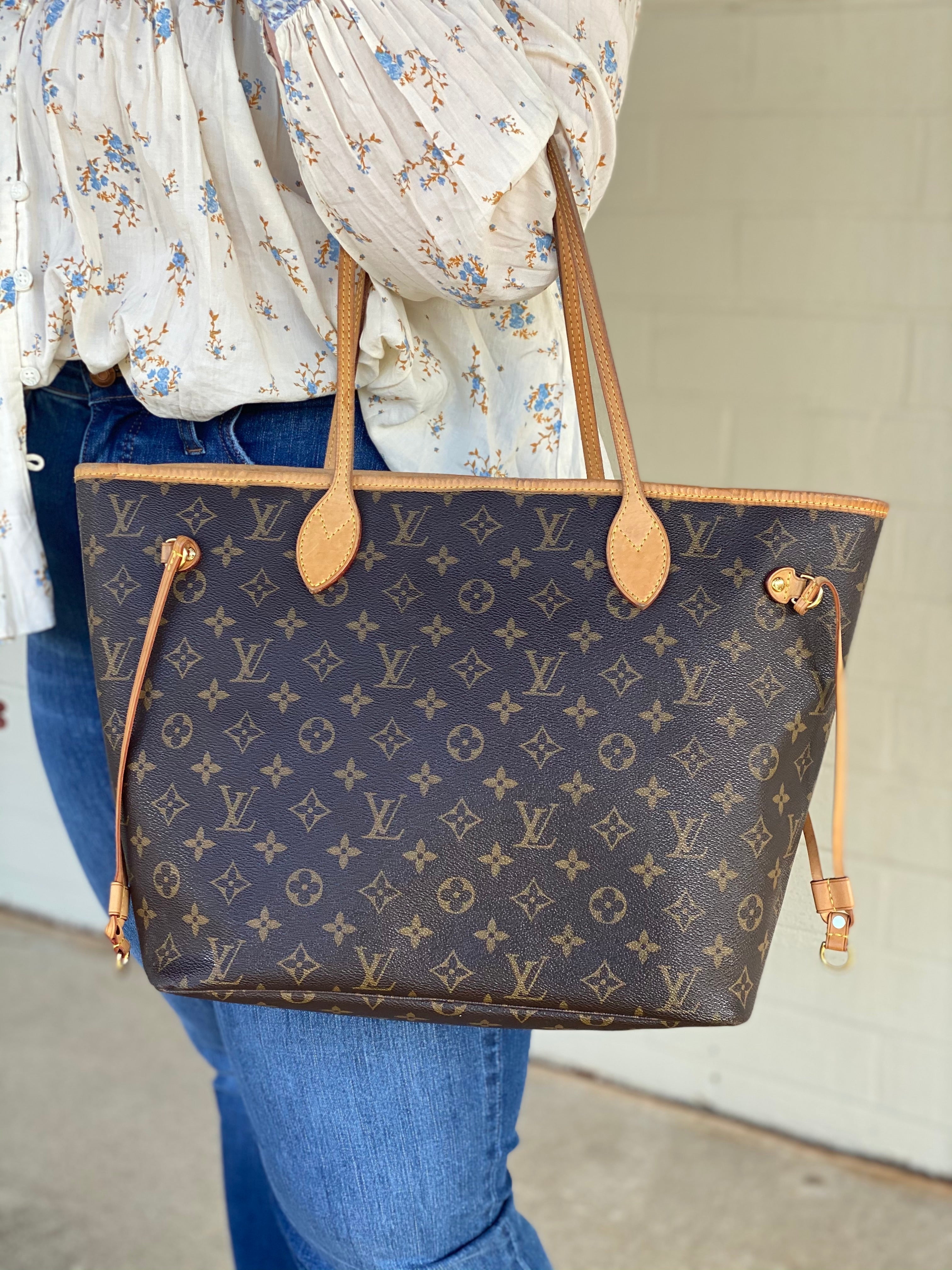 Louis Vuitton Monogram Cabas Mezzo Zip Toe mm 860055