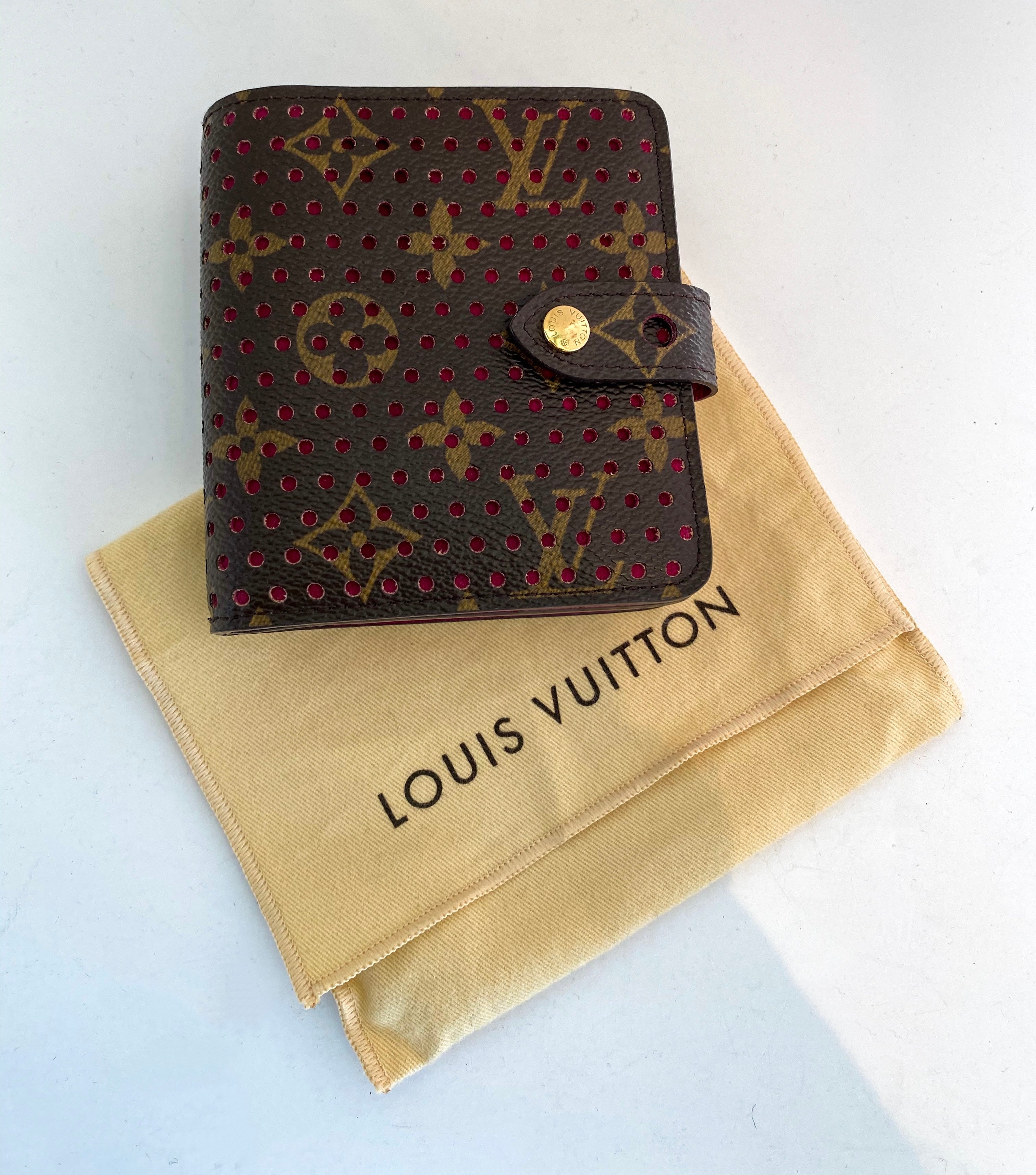 Louis Vuitton Dark Khaki Monogram Vernis Brea MM 2way 2JLV107